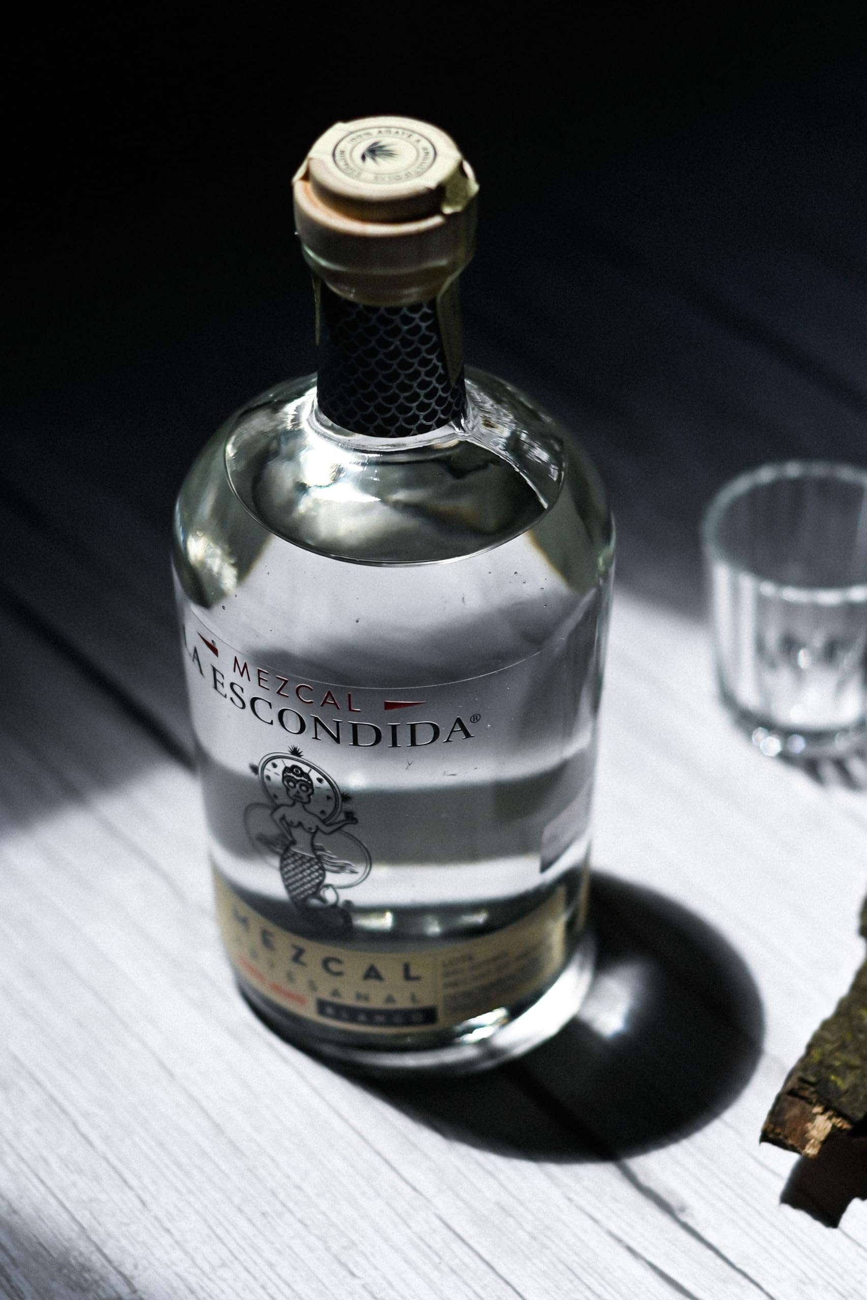 La Escondida Mezcal Artesanal Blanco 40% Vol. 0,7l in Giftbox