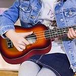Ukulélé Soprano ADM pour Débutants 21 pouces en Bois Hawaïen Kit pour Enfants Adultes Étudiants Starter Pack Professionnel avec Cours Gratuits, Sac de Gig, Sangle, Accordeur, Médiator, Coucher de Soleil