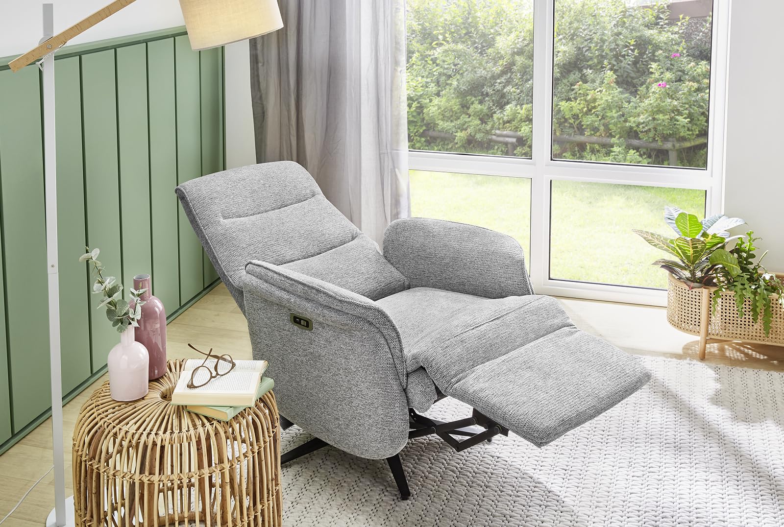 luma-Home 15600/ TV-Relaxsessel, Heizung im Rücken, Massagefunktion, Grau | B74/H108/T89 cm, zweimotorische Verstellung, elektrische Relaxfunktion, Federkern und Wellenunterfederung, Chenille-Bezug
