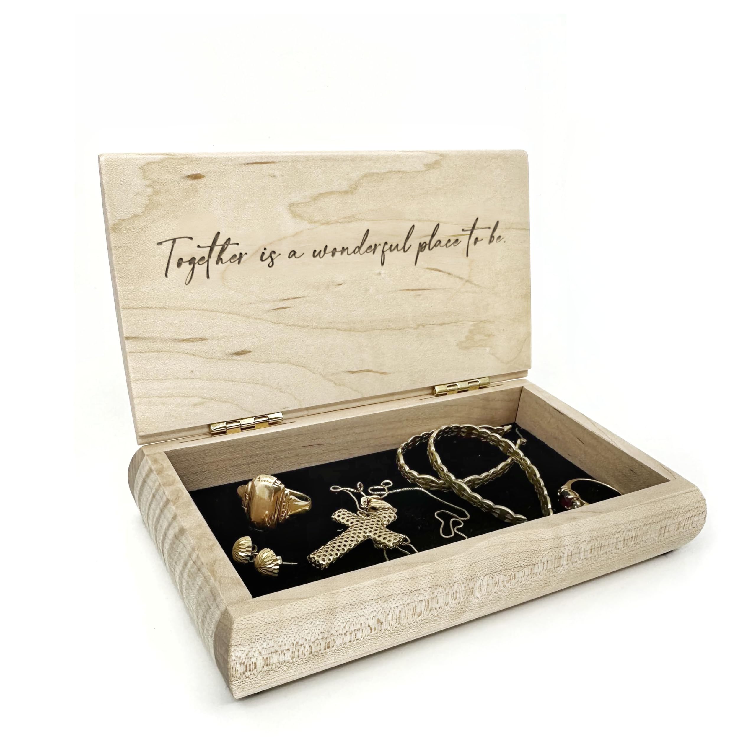 Mikutowski Woodworking Caja de recuerdos de madera Mr and Mrs, regalo de boda recién casado, regalo de aniversario o inauguración de la casa para parejas, hecha a mano en los Estados Unidos,
