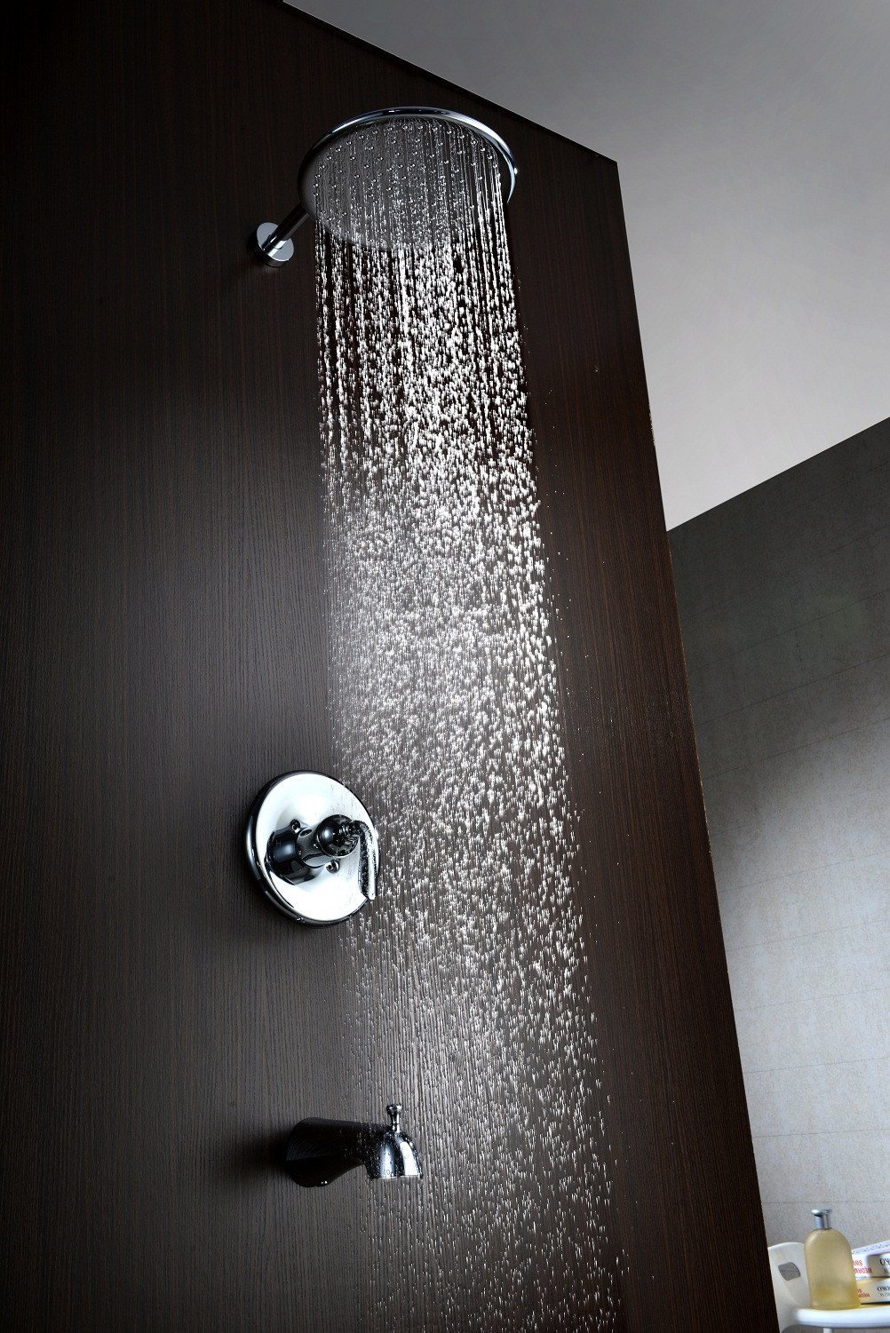 Amazon | ANZZI Meno ラグジュアリー シングルハンドル 壁取り付け