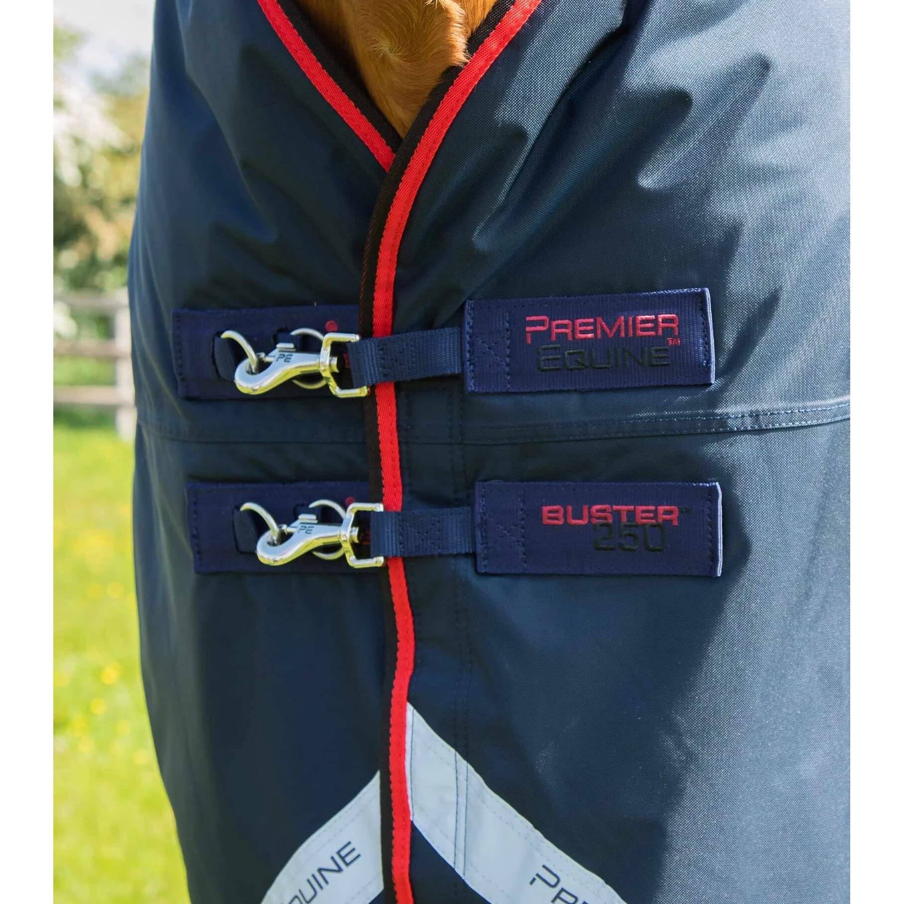 Coperta impermeabile per cavalli con copricollo Premier Equine Buster 250 g