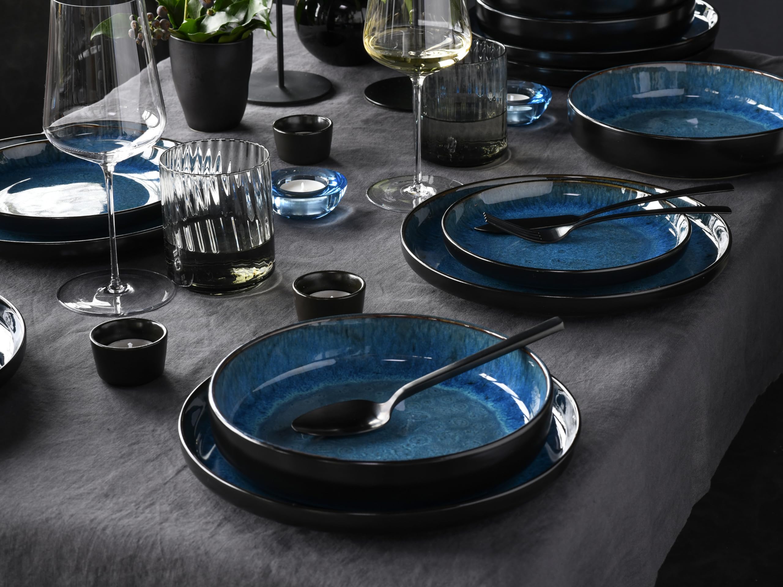 CreaTable, 21551, Série Nordic Fjord Blue, service de vaisselle 18 pièces, set d'assiettes en grès.