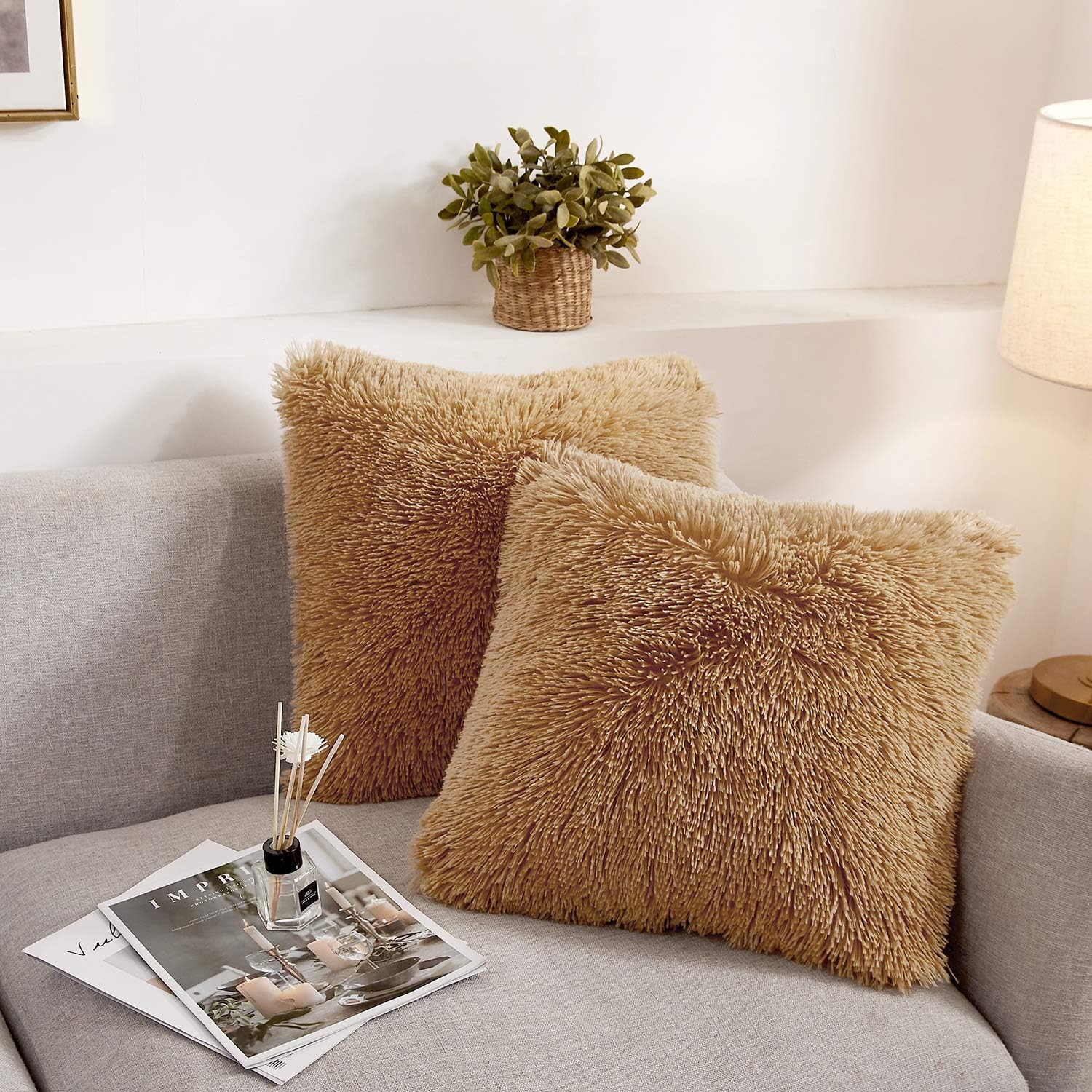 XeGe Faux Fur Throw Pillow Cases, Plush Shaggy Ultra Soft Pillow Covers, Fluffy Crystal Velvet Decorative Pillowcases, Furry Fuzzy Pillow Shams Zipper Closure, Set of 2(King, Black)