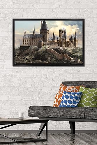 Vista 17 de Trends International The Wizarding World: Harry Potter - Póster de pared de Hogwarts at Sunrise, 22.375 x 34 pulgadas, versión premium sin marco