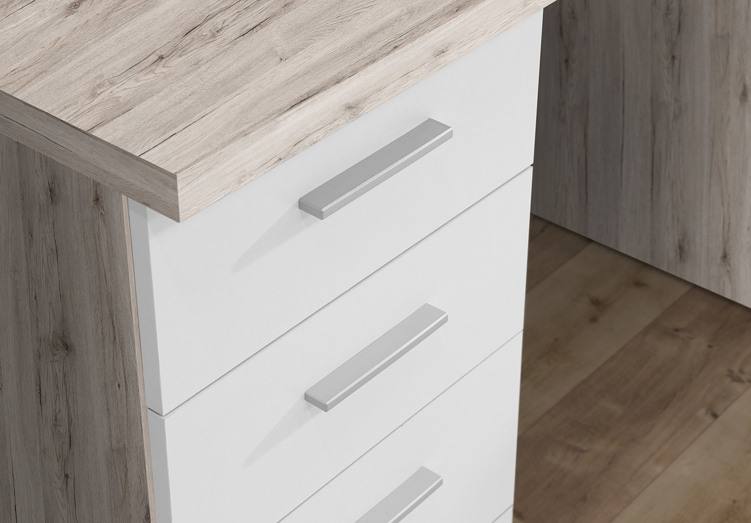 AVANTI TRENDSTORE - Feena - Scrivania composta da 4 cassetti ed 1 anta a battente laterale. Disponibile in 3 colori. Dimensioni LAP 145x76,3x60 cm (quercia sabbia/bianco)
