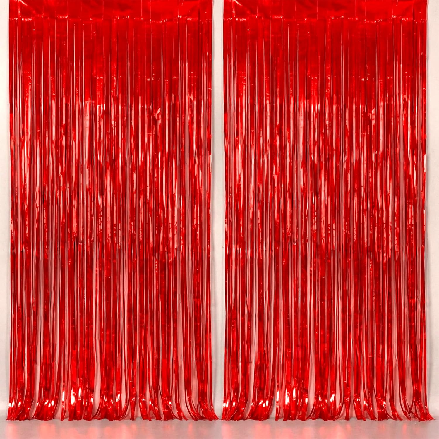 Amazon.com: KatchOn, XtraLarge Red Streamers Backdrop - 3.2x8 Feet ...