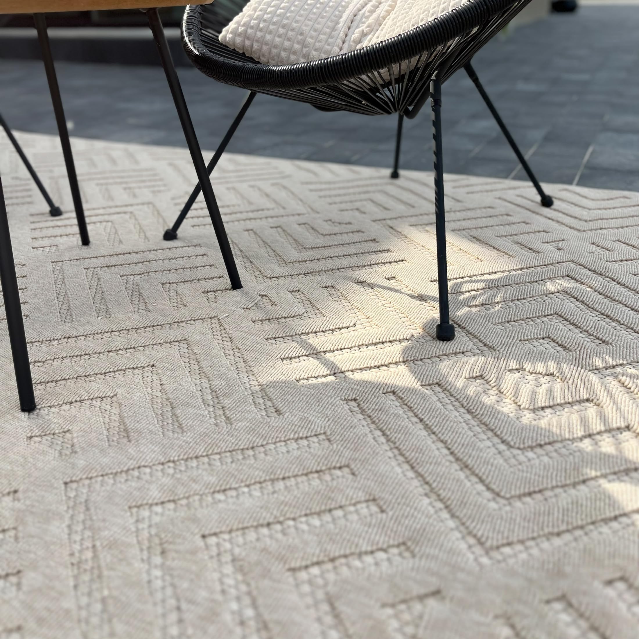Mazovia Tapijt Lila Crème Tapijt voor Buiten/Binnen Geometrisch - Balkon, Terras, Patio, Paviljoen, Keuken - Voeten Rechthoek OEKO-TEX® Certificaat Waterdicht - 140 x 200 cm