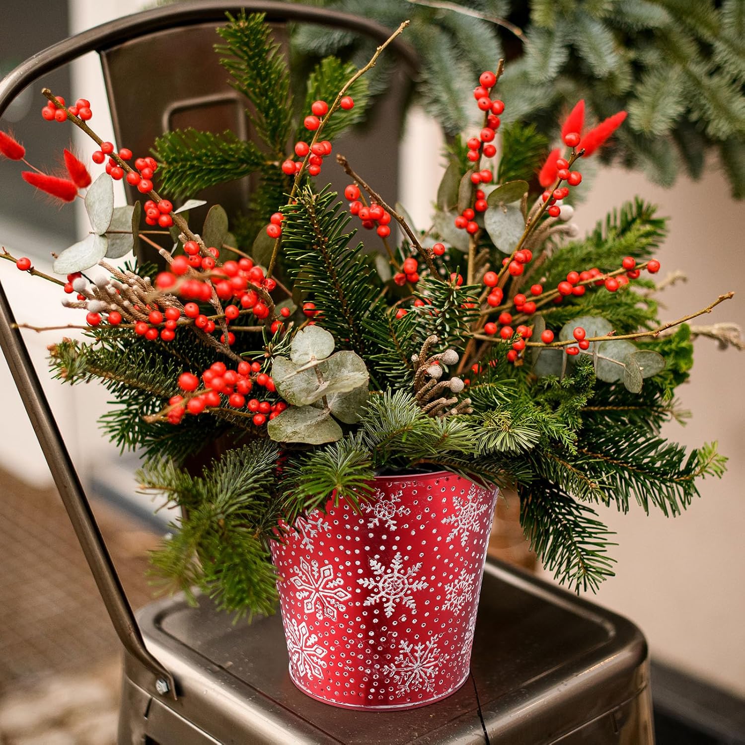 Zhehao 6 Pcs Christmas Galvanized Bucket 5.9'' Metal Basket Bucket Planters Pot Decorative Tin Farmhouse Vintage Flower Holder Decor for Xmas Home Outdoor Indoor (Holiday Style)