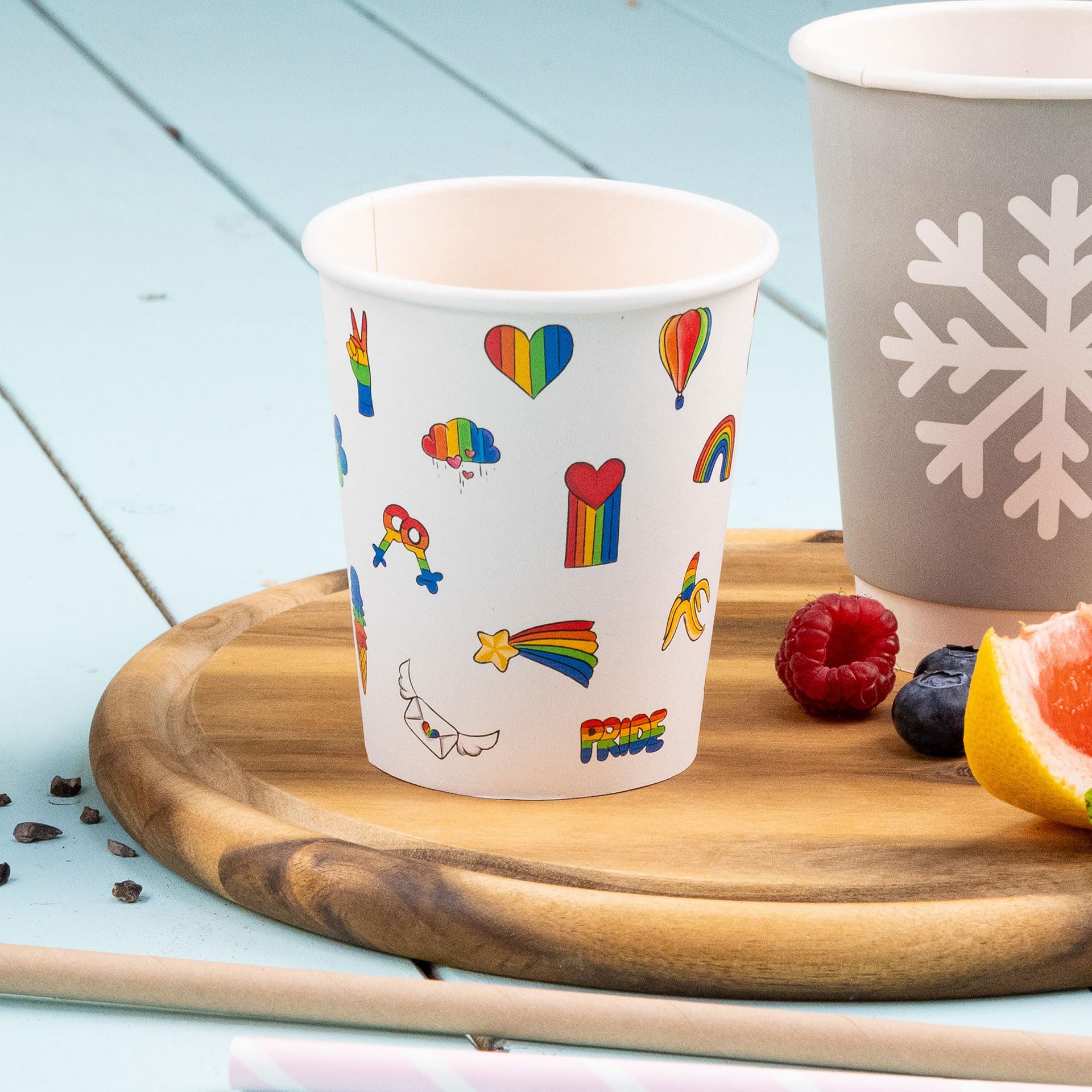 BIOZOYG Bicchieri di carta 1000 pezzi stampati 'Pride' 200ml/8oz, Ø 80mm Bianchi - Rivestiti - Bicchieri da caffè usa e getta - Bicchieri di carta colorati - Ecologici - Eleganti per eventi e feste