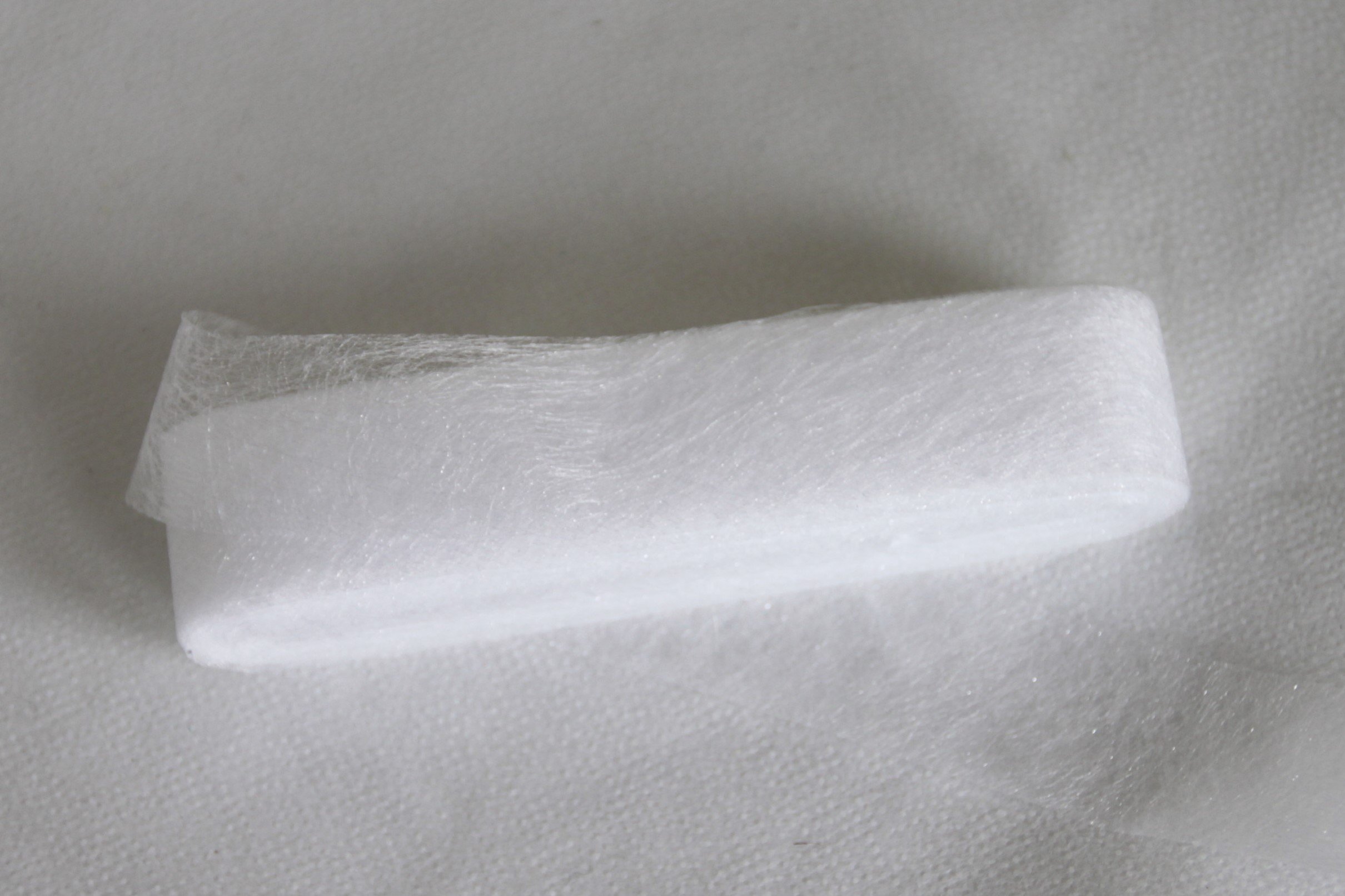 Telliswelt Hem fix for ironing, hemming, 10 m roll, 20 mm wide.