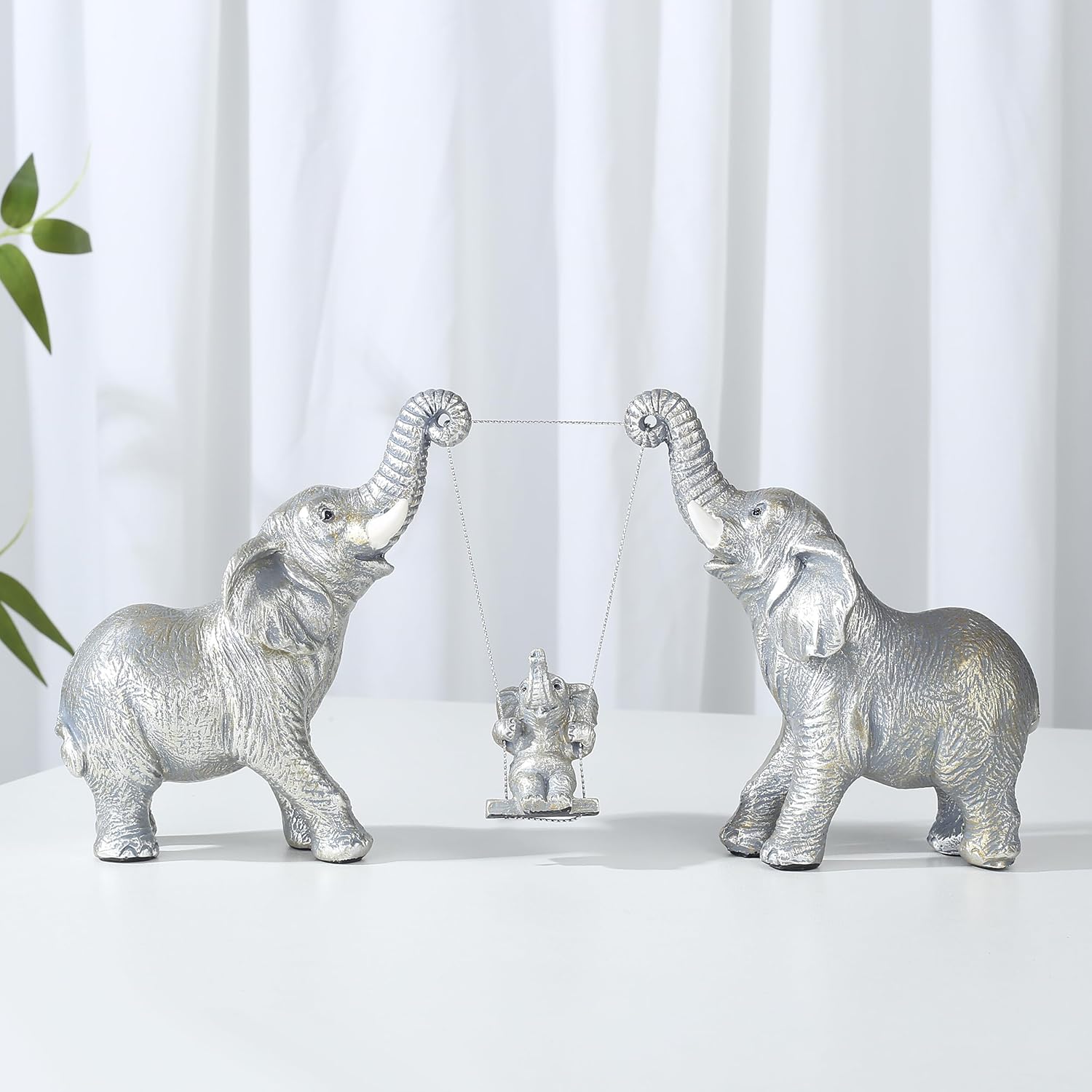 Elephant Statue Decor Brings Good Luck Gifts Decoraciones para Sala Elephants Figurine for Home Office Bookshelf TV Stand Shelf Living Room Elephant Gifts for Women Mom (Silver)