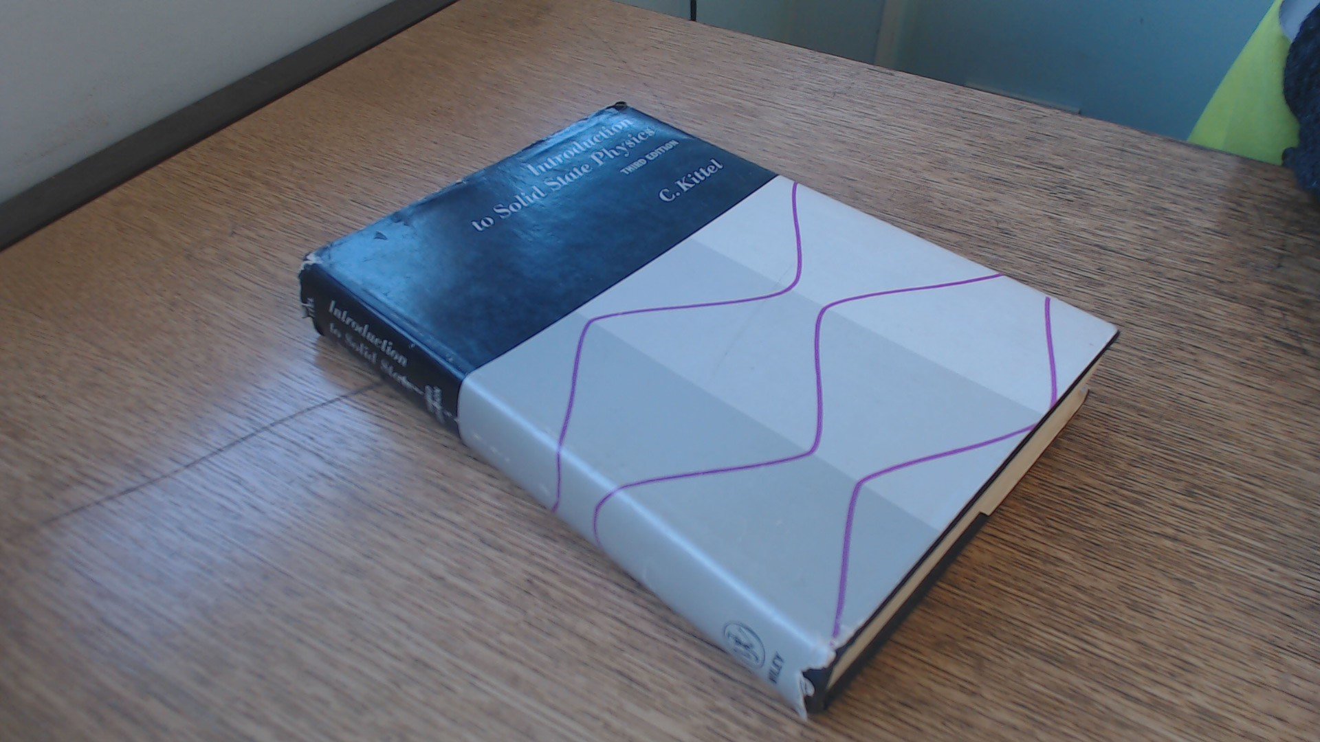 Amazon.co.jp: Introduction to solid state physics : 本