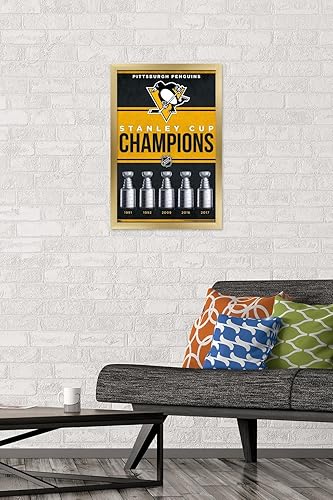 Miniatura 7 de Trends International NHL Pittsburgh Penguins - Póster de pared de Champions 23, 22.4 pulgadas de largo x 14.7 W, paquete de póster y montaje prémium