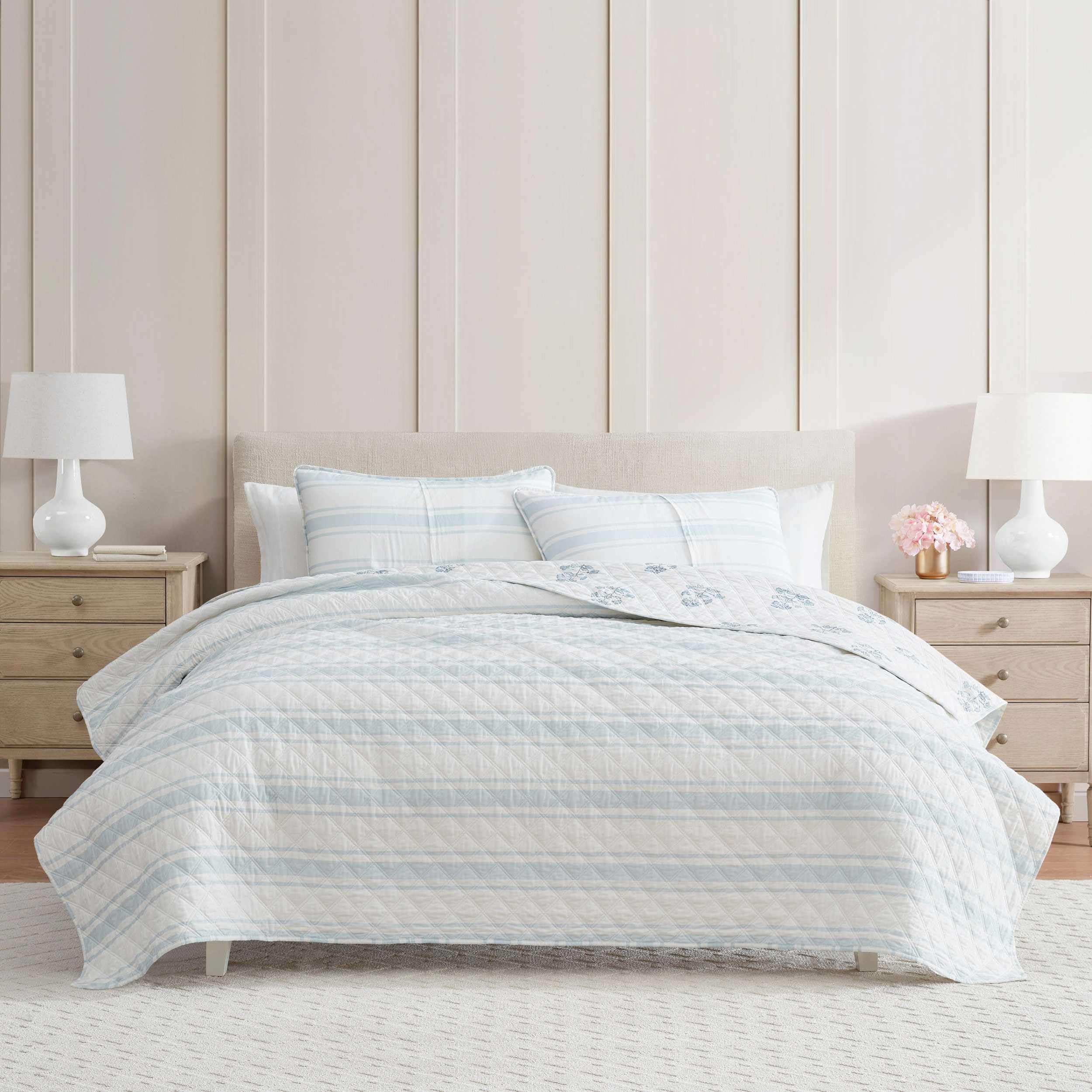 Martha Stewart フル/クイーン掛け布団カバー Amazon.com: Martha Stewart - Queen Quilt Set, 100% Cotton