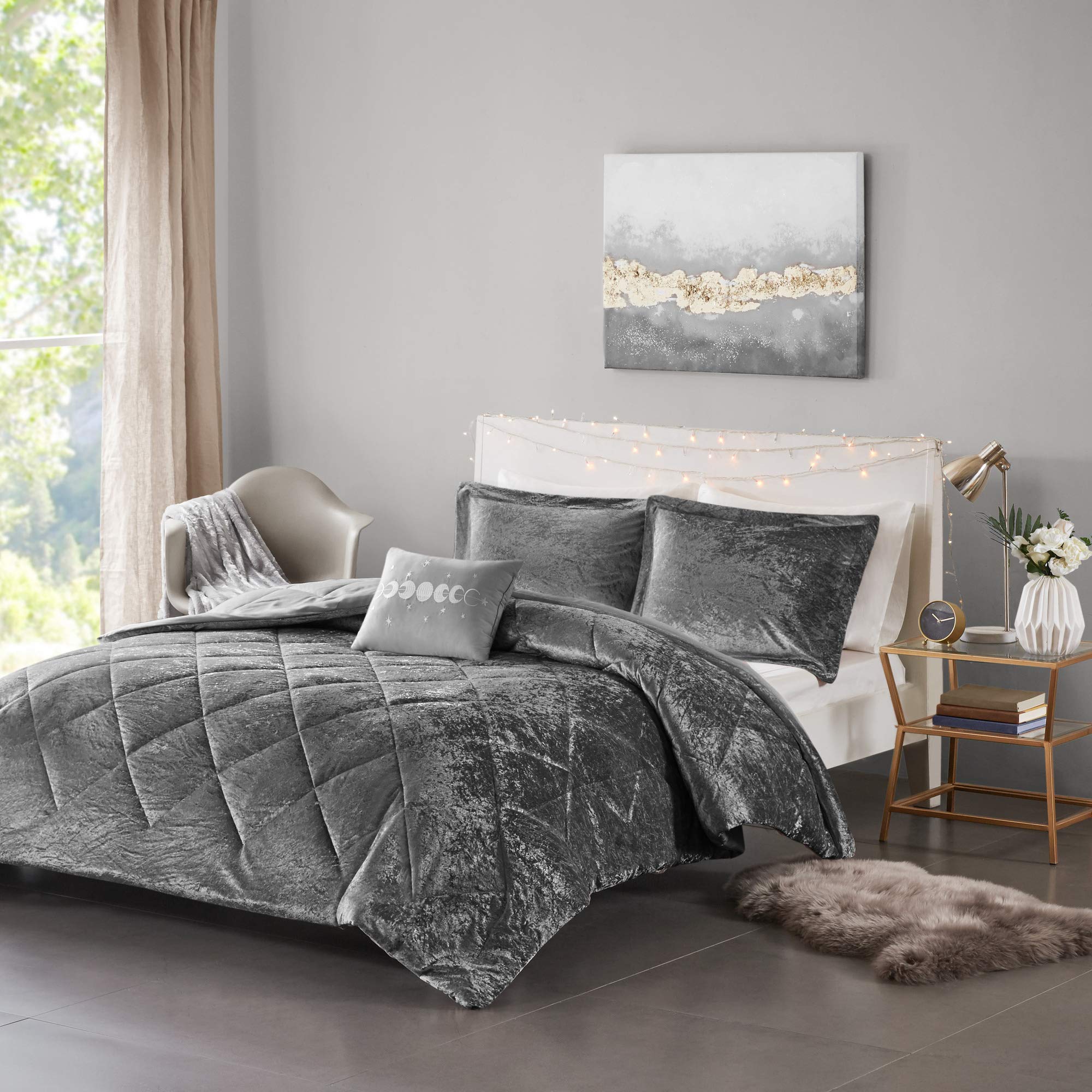 Intelligent Design Felicia Luxe Comforter Velvet Lush Double Sided Diamond Quilting Modern All Season Bedding Set with Matching Sham, Decorative Pillow, Full/Queen(90"x90"), Grey 4 Piece