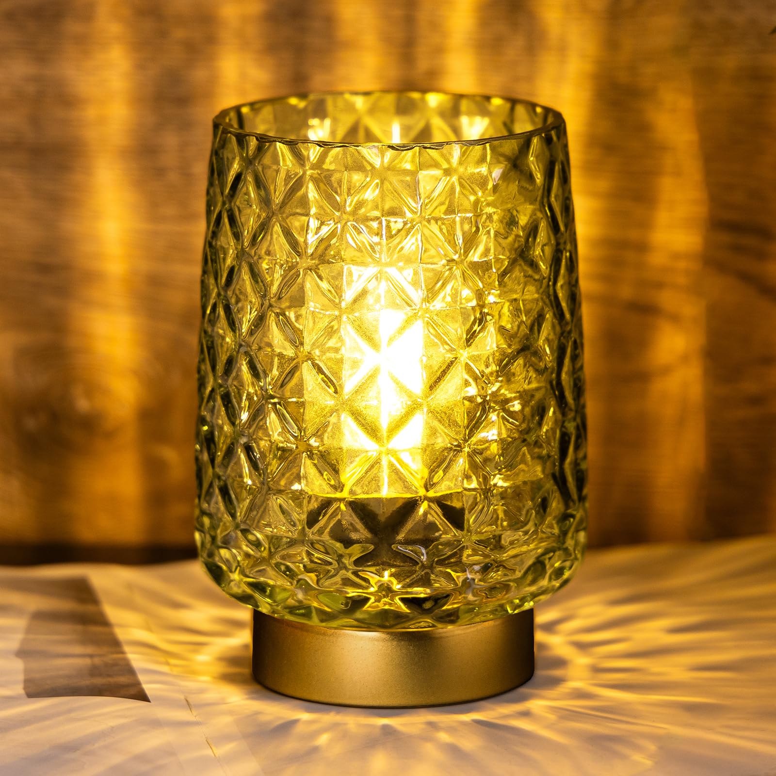 MJ PREMIER Battery Operated Lamp, Cordless LED Table Lamp with Timer, Green Glass Table lamp, Decorative Lantern Lights Decor for Patio/Home/Hallway/Deck/Spareroom/Bedroom/Tabletop/Fireplace
