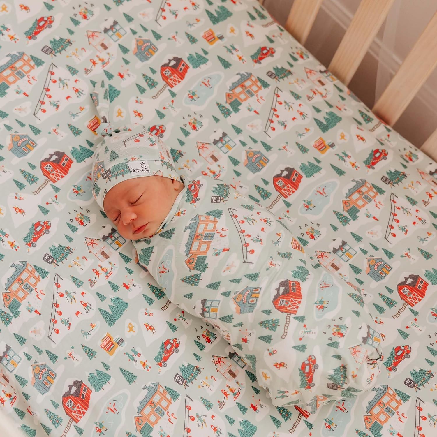 Snowy Slopes Premium Crib Sheet