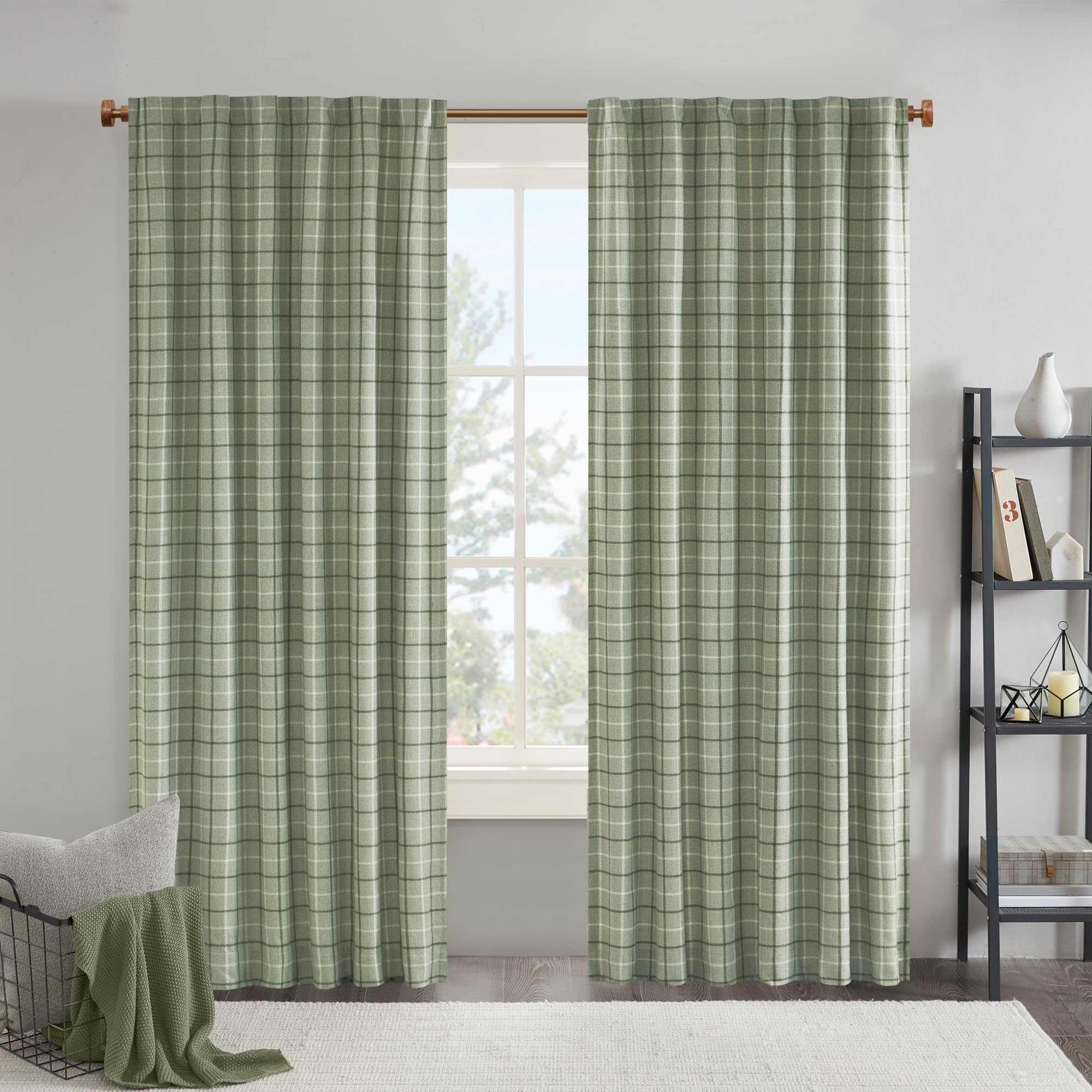 Madison Park Plaid Window Curtain Thermal Insulated, 1 Panel, 50x84 Green