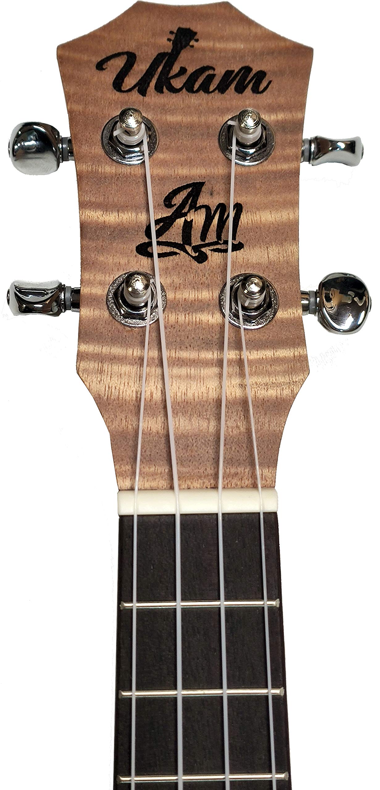 Ukulele Soprano 21" UKAM AM-HM10, modello Tigre Oguman, con accordatore a clip, capotasto speciale ukulele, custodia imbottita con cinghia, set di corde extra e plettri. Pacchetto completo avanzato.