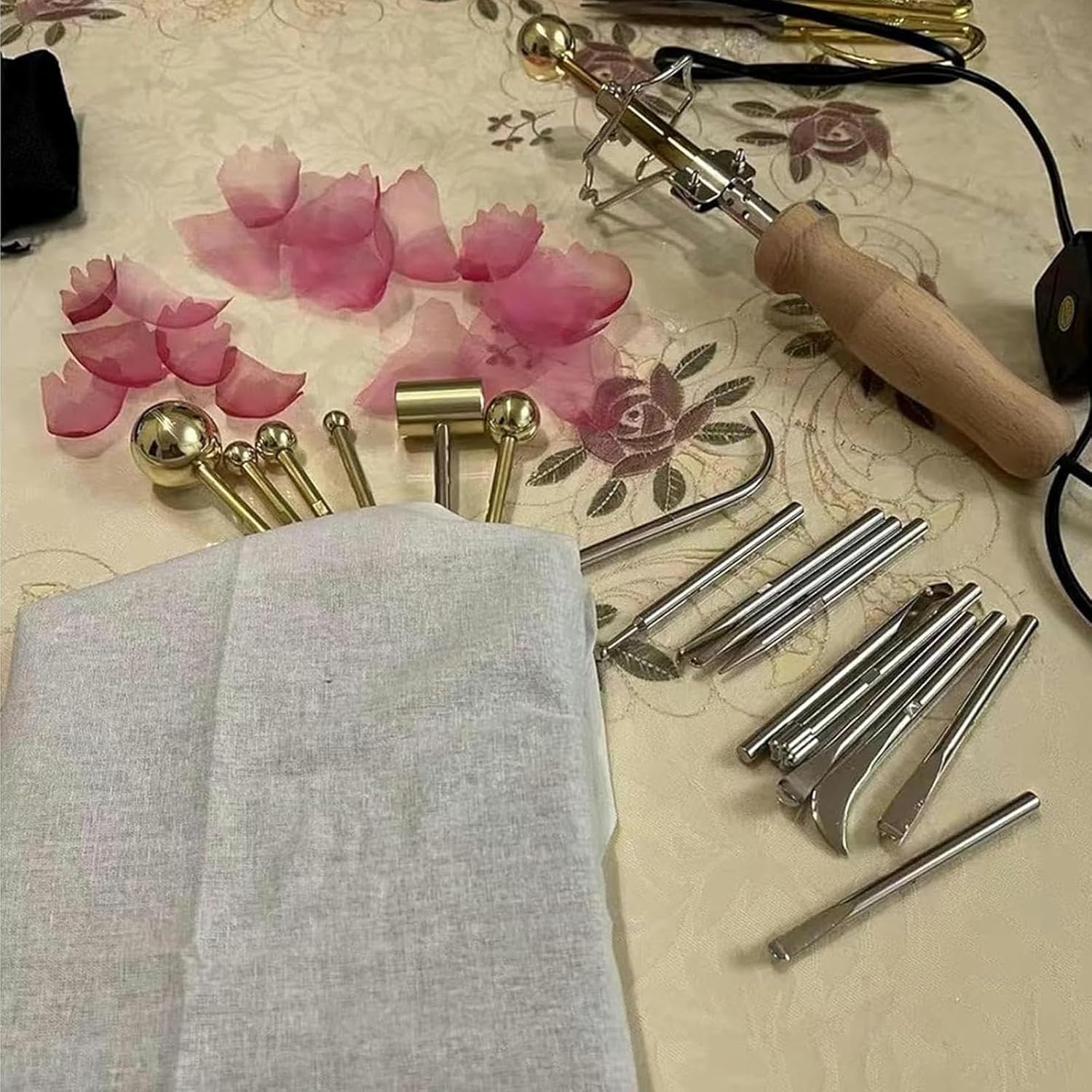 Artificial Flower Ironing Machine, Electric Fabric Flower Maker, Temperature Adjustable, with 18 Heads, Anti-Scalding Stand, Petal Modeling DIY Tools, for Fake Flower Making