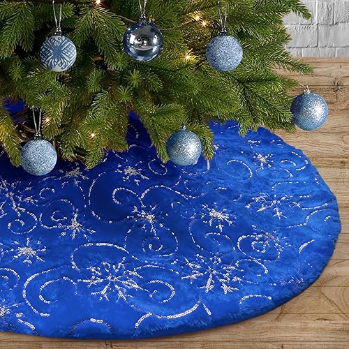Vista 137 de Faldones de felpa para árbol de Navidad, 36 pulgadas, tapete de lujo de piel sintética blanca nevada con copos de nieve dorados para decoración
