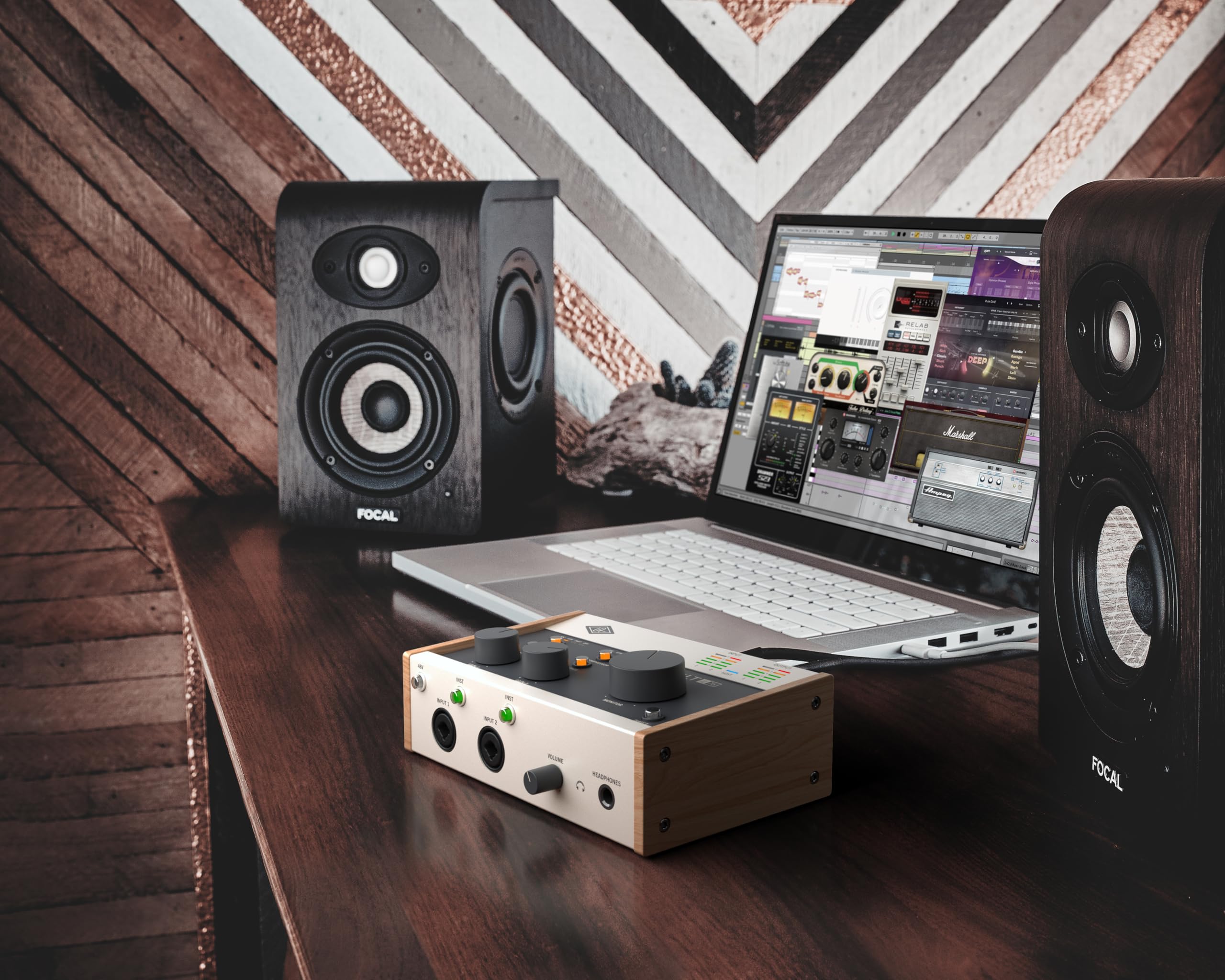 Universal Audio Volt 276 Interfaz de audio USB para grabación, podcasting y streaming con el software de audio esencial