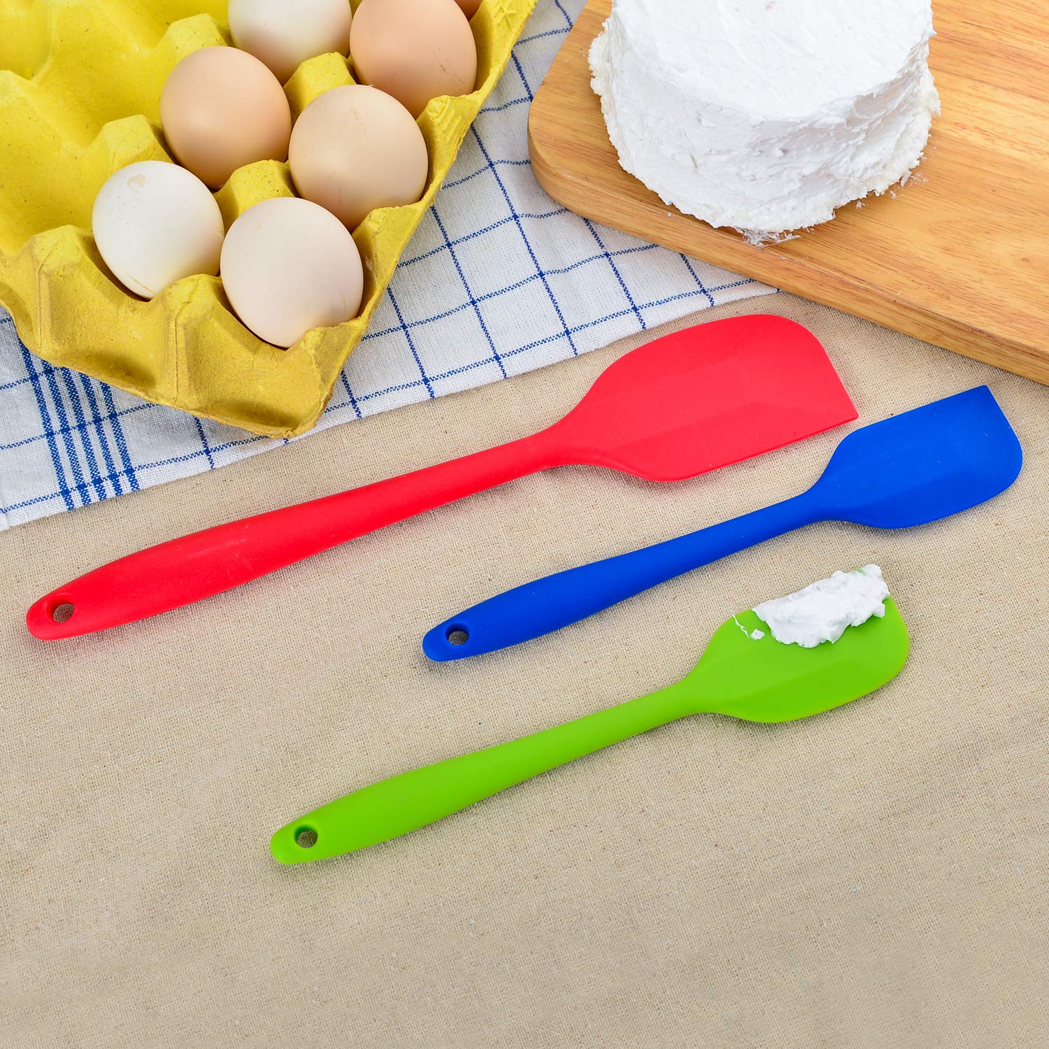 Set mit 9-3 robusten, antihaftbeschichteten Silikonzangen (30,5 cm, 22,9 cm, 17,8 cm) plus 3 Silikon-Schneebesen (11,8,8 cm) und 3 Silikon-Spateln (11,8,8 cm) (mehrfarbig)