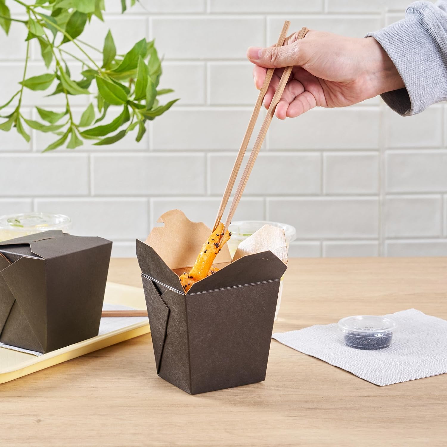 26 oz Square Black Paper Square Noodle Take Out Container - 4 x 3 1/2 x 4 - 50 count box - Restaurantware