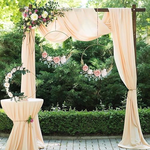 Miniatura 7 de El kit de 6 centros de mesa de aro floral incluye 6 anillos de corona de metal con 6 bases de madera, 25 rosas para decoración de mesa de boda en el