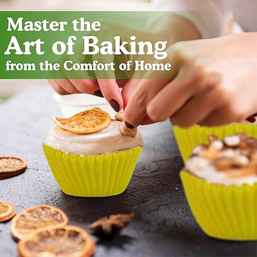 Vista 167 de Regency Wraps Vasos para hornear de grado profesional a prueba de grasa, paquete de 40 unidades, revestimientos estándar, lunares azul cobalto