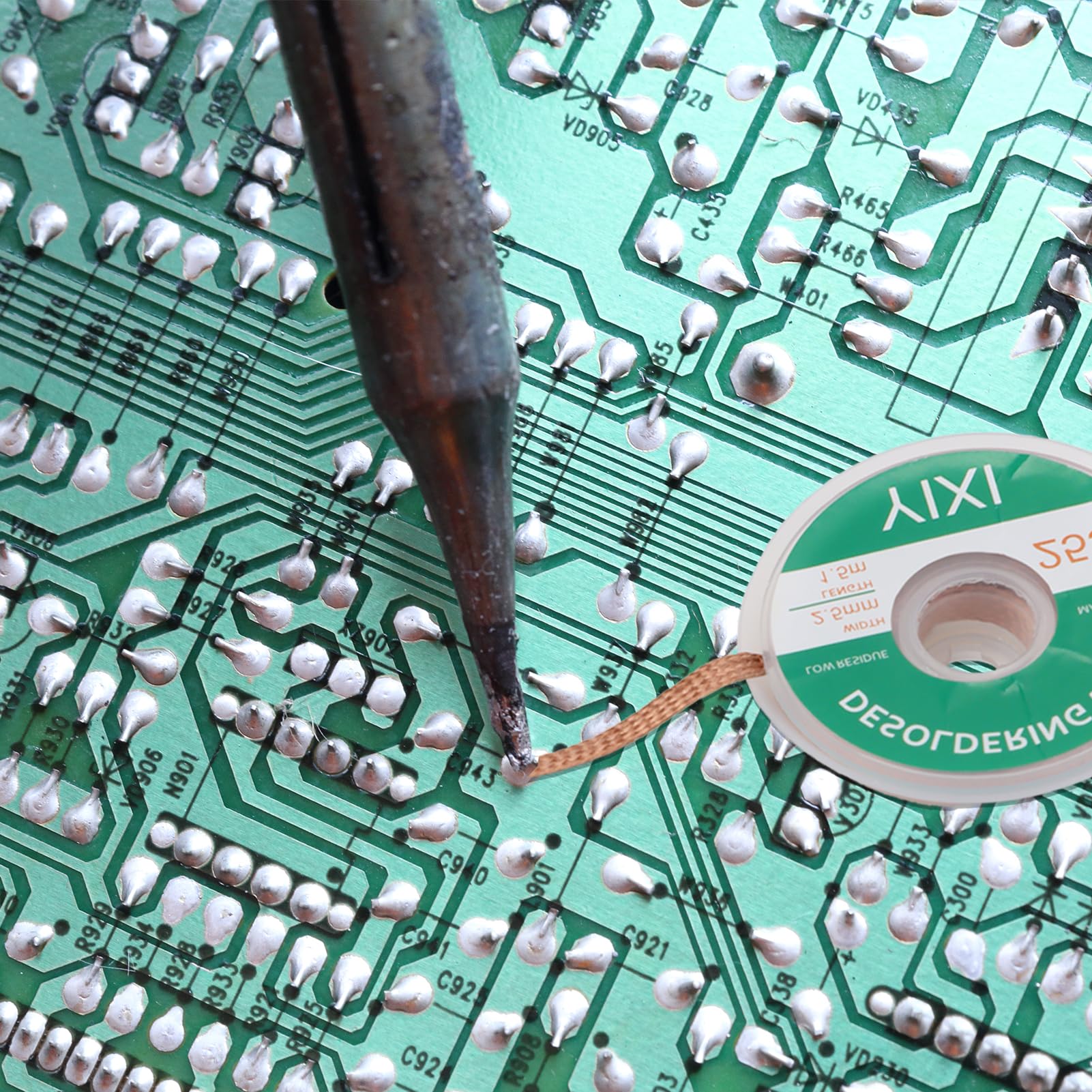 Filo Dissaldante a Treccia,1,5 m x 2,5 mm larghezza Treccia di Stoppino per Saldare,Rimuovere la Saldatura,Filo Dissaldante in Rame per Smontare il Saldare dei Componenti Elettrici