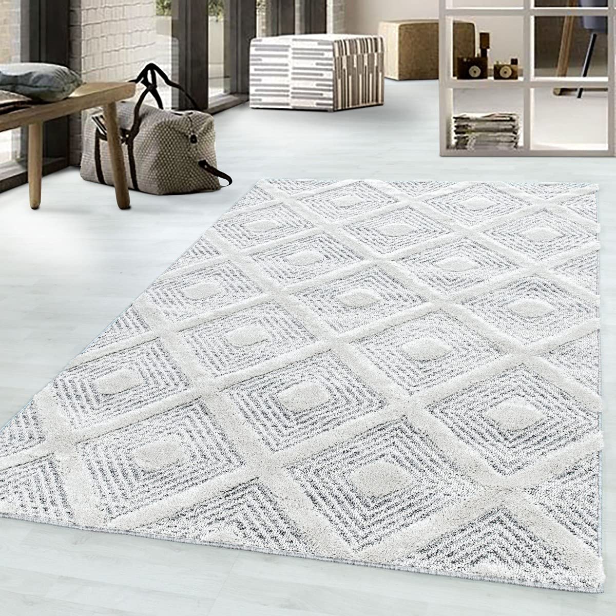 Tapis design moderne gris PISA 4707 pour réchauffer votre salon