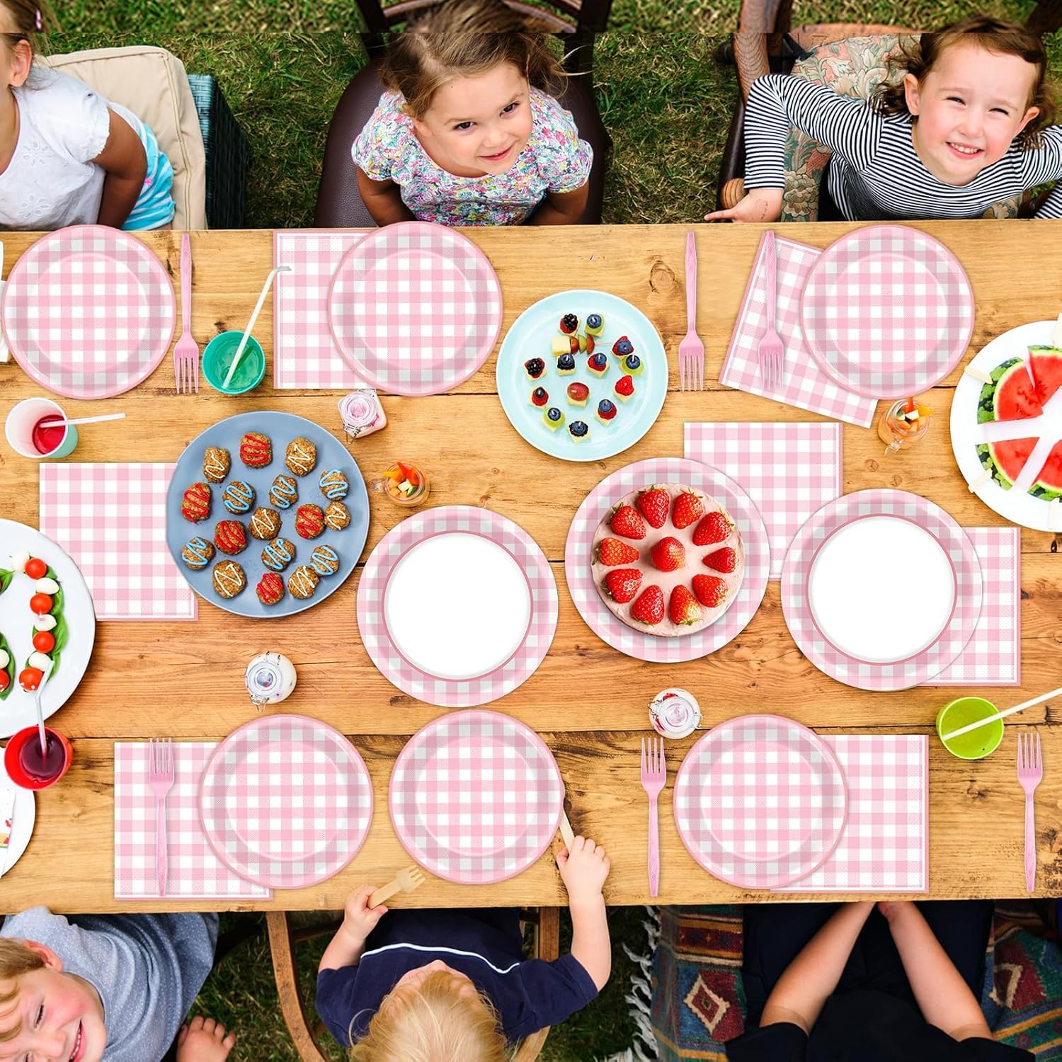 200 PCS Pink Checkered Tableware Disposable Pink And White Checkered Party Supplies Dinnerware Set Plaid Plates Outdoor Supplies Girls Barbecue Picnic Birthday Party Decoration Serve 50 guest
