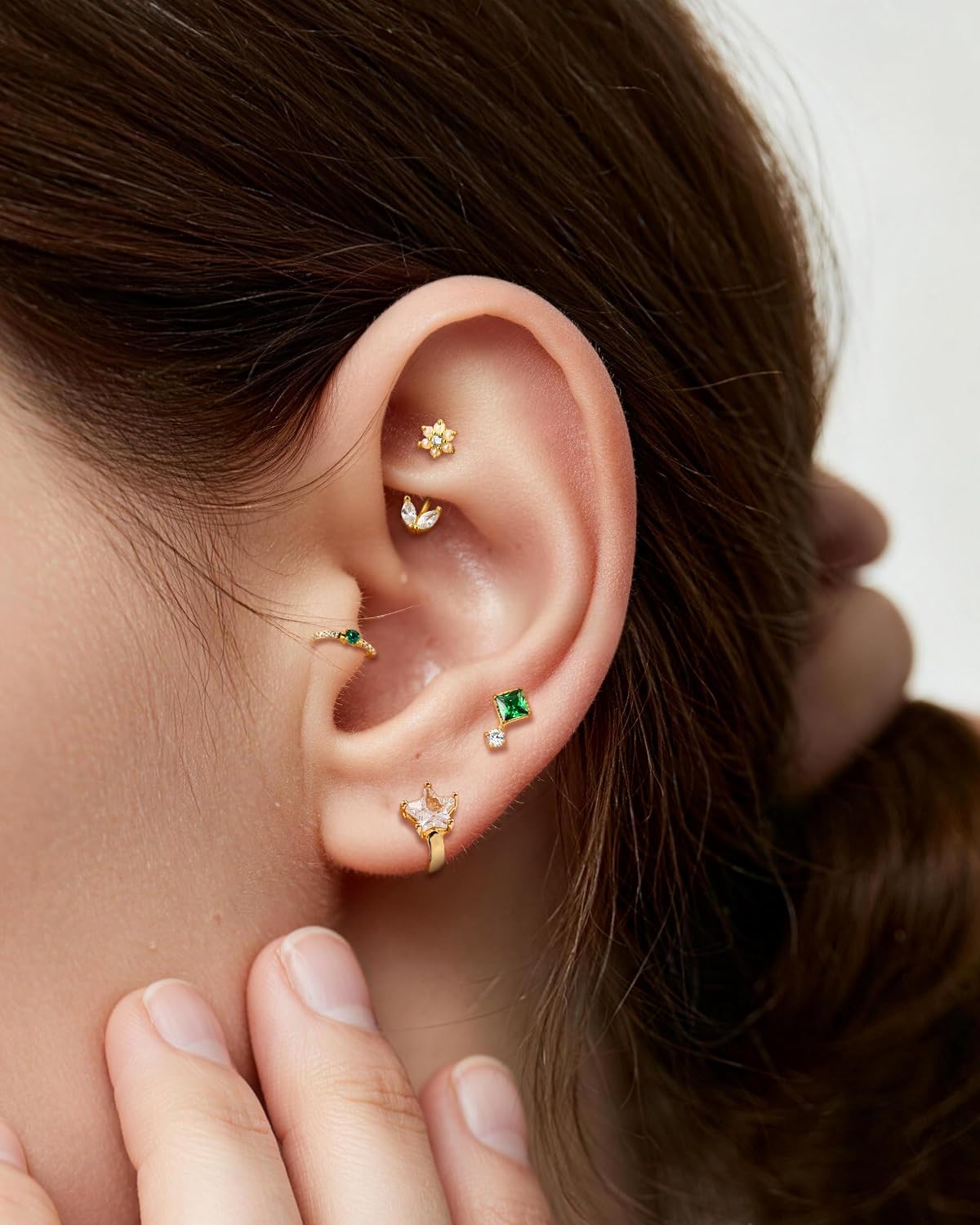 COCHARM Cute Flower Rook Earrings for Women Silver 16g Jewelry 16 Gauge Stainless Steel 8mm Piercing Dainty