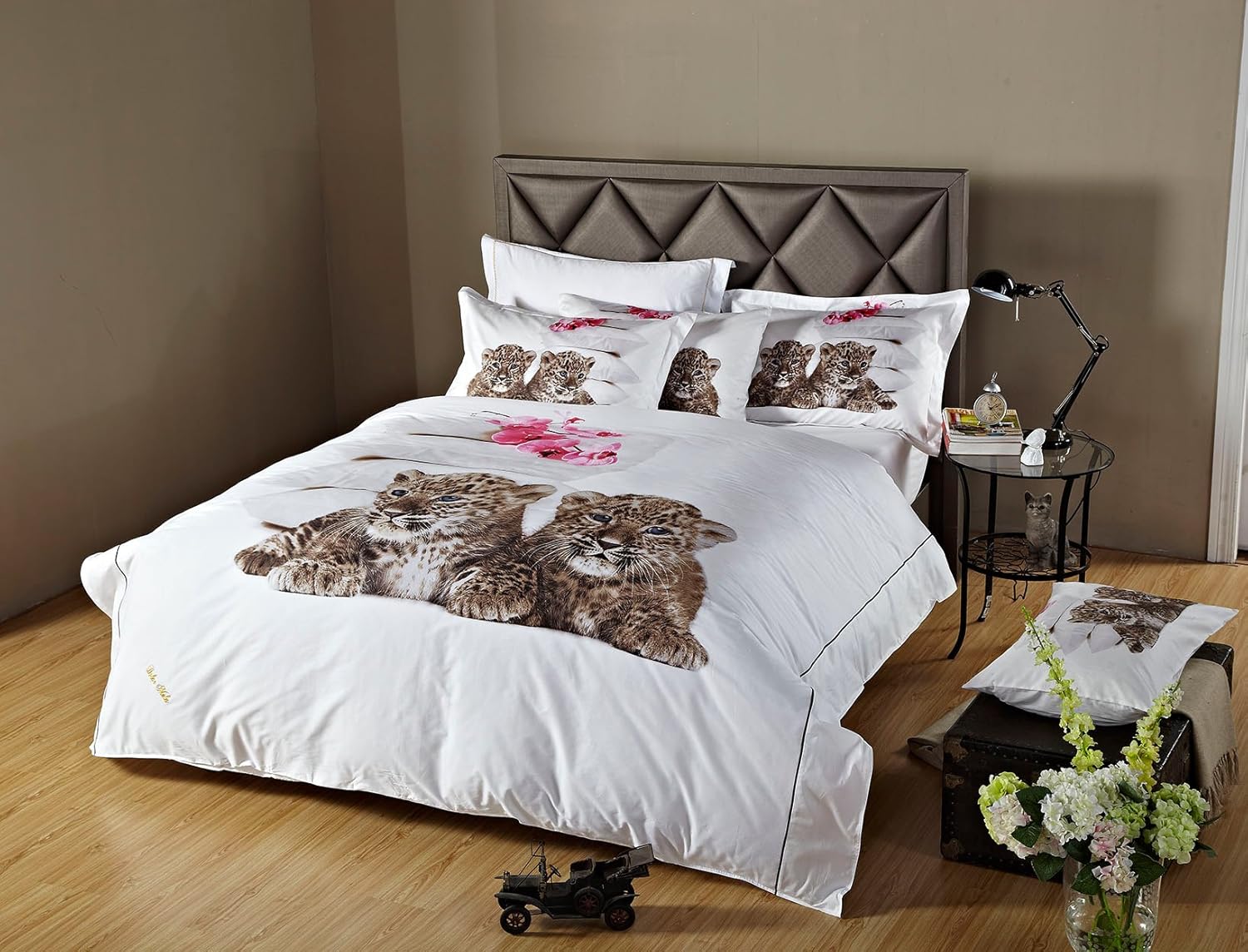 Dolce Mela DM486Q 6-Piece Luxury Duvet Cover Set, Queen