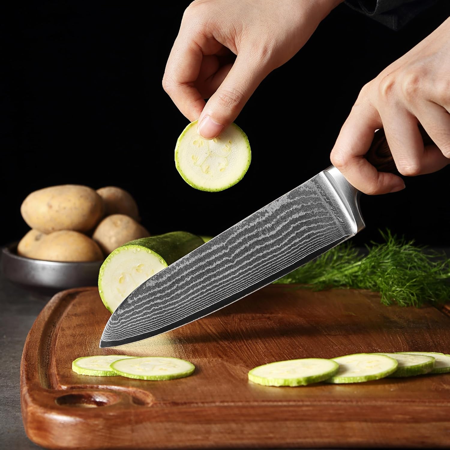 Wakoli EDIB 2-Piece Damascus Kitchen Knife Set – Santoku & Small Santoku with VG10 Core made of 67-Layer Damascus Steel Blades – Professional Chef Knives with Ergonomic Pakkawood Handles in Gift Box