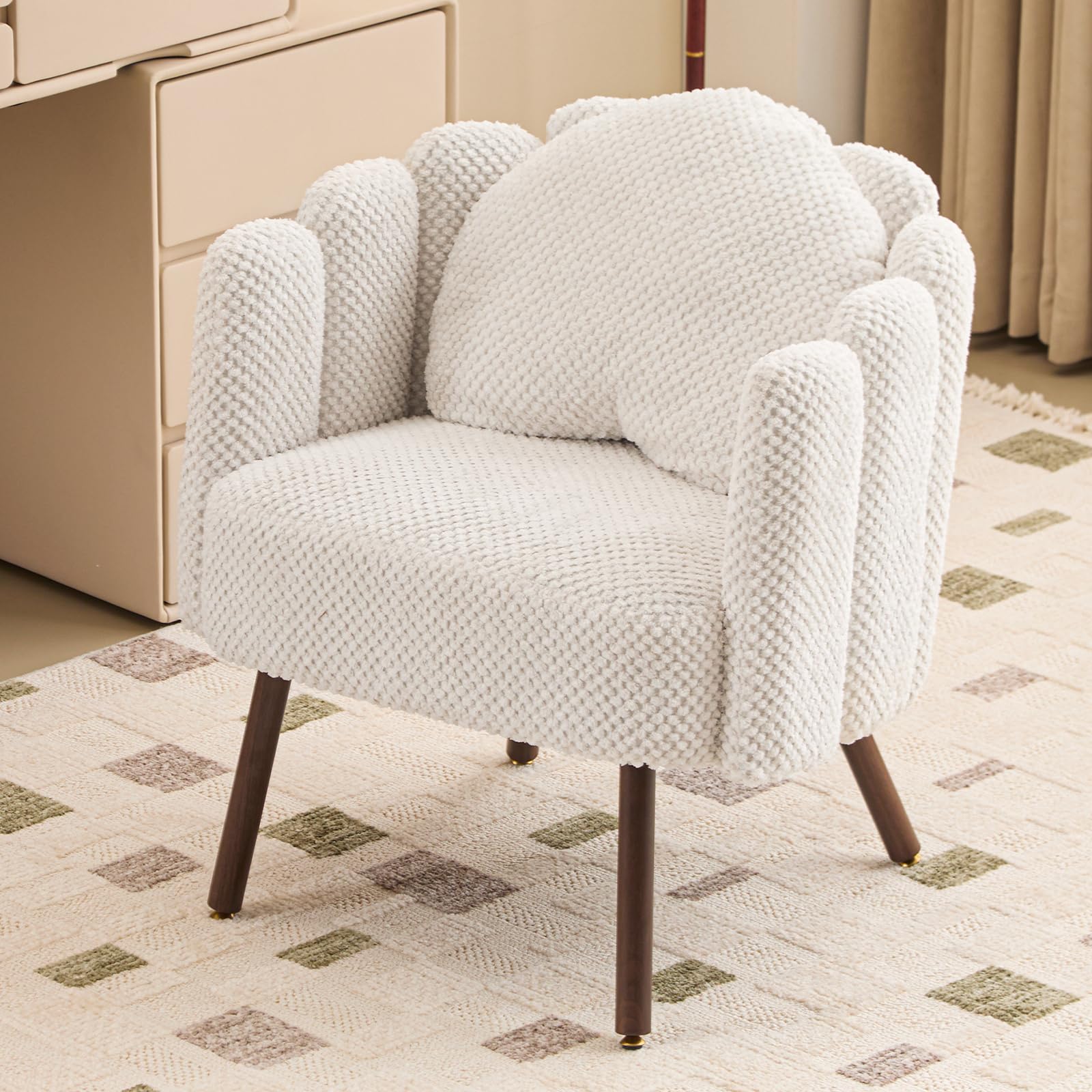 Fauteuil de Salon avec Coussin, Fauteuil Coiffeuse avec Dossier Pétale, Chaise Coquillage avec Pied Bois Chaise Coiffeuse Coussin Confortable pour Salon Bureau Chambre (Beige, Lot de 2)