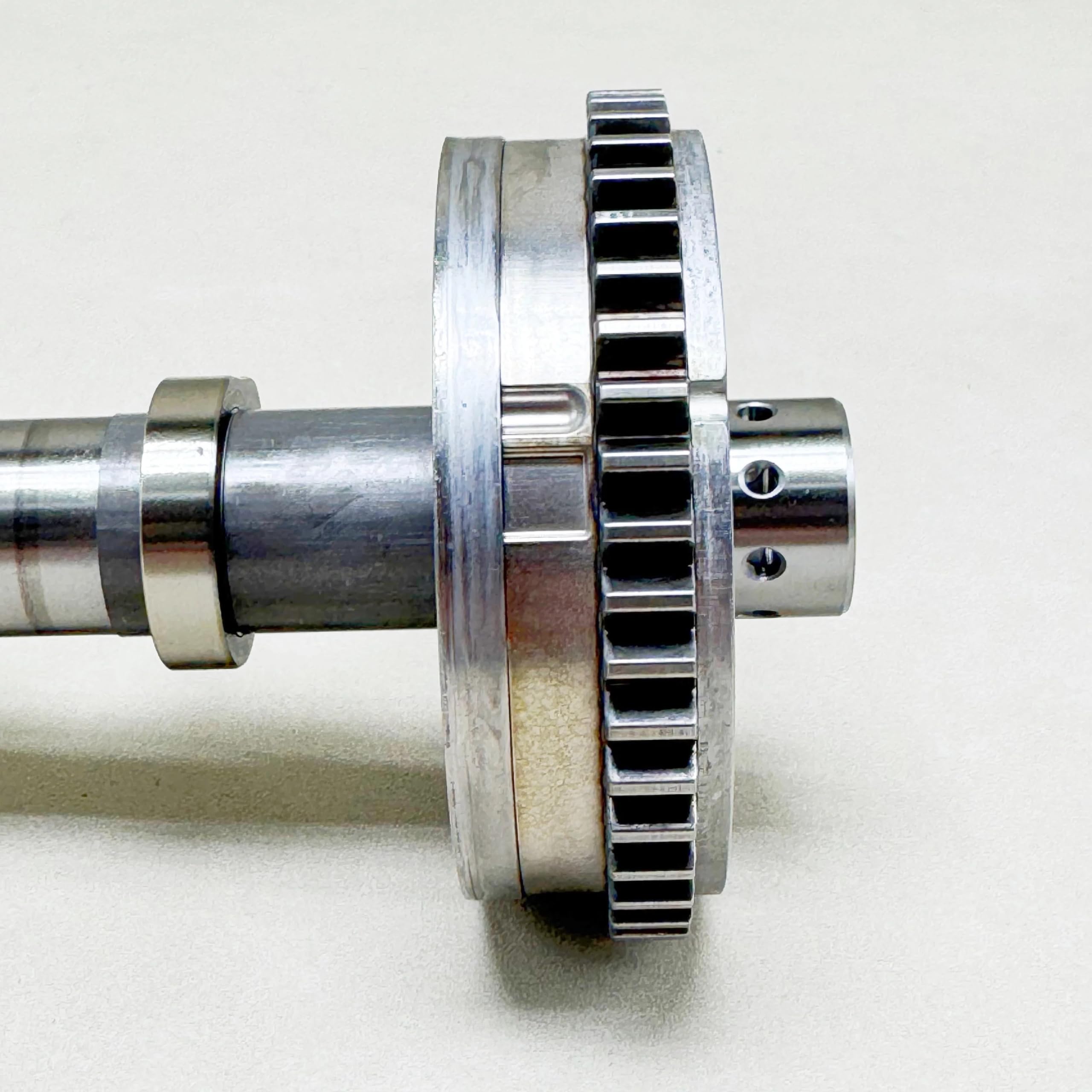 Camshaft Pasuje do A4 Q5 Passata siedzenia 1.8T 2.0T Wałek rozrządu wlotu dolotowego 06L 109 021 N Wałek krzywkowy