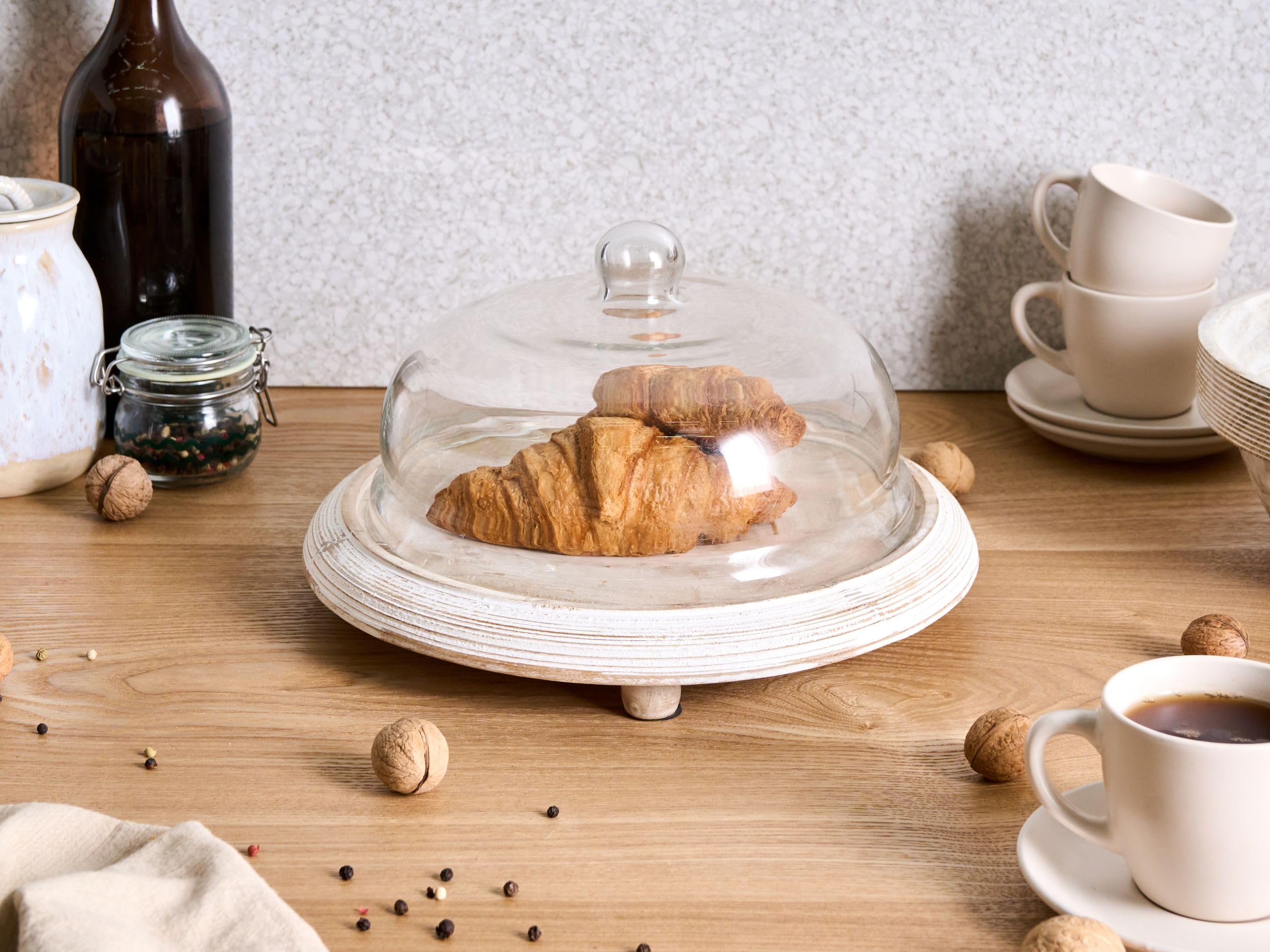 Beliani Présentoir à Gâteaux en Bois de Manguier avec Couvercle Porte Pâtisserie Cloche Marron Clair Zagazig