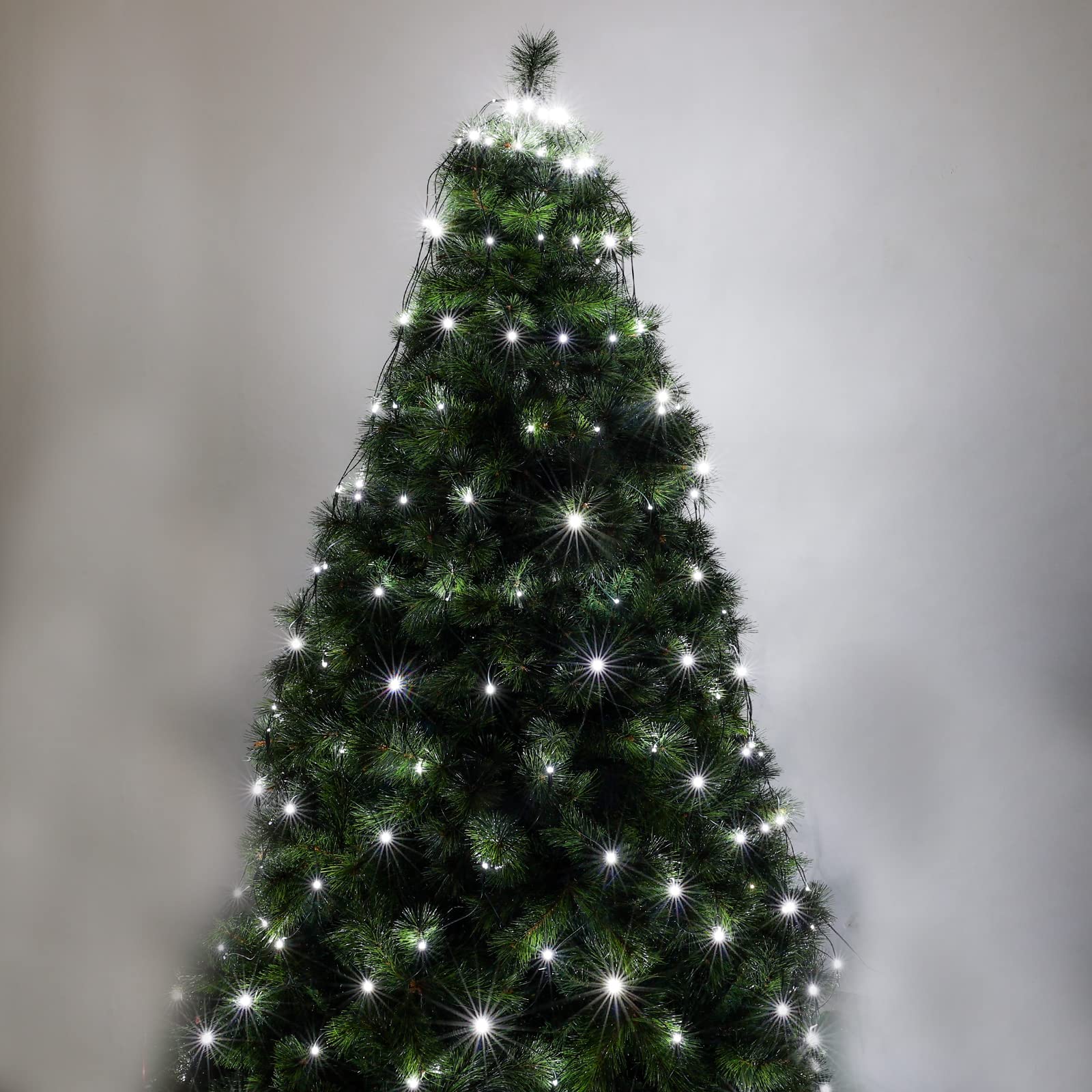 LUCCIKA® LED-Weihnachtsbaum-Umhang für den Innen- und Außenbereich, mit Speicher und 8 Lichtspielen (Eisweiß, 192 LEDs - für Bäume von 150 bis 180 cm Höhe)