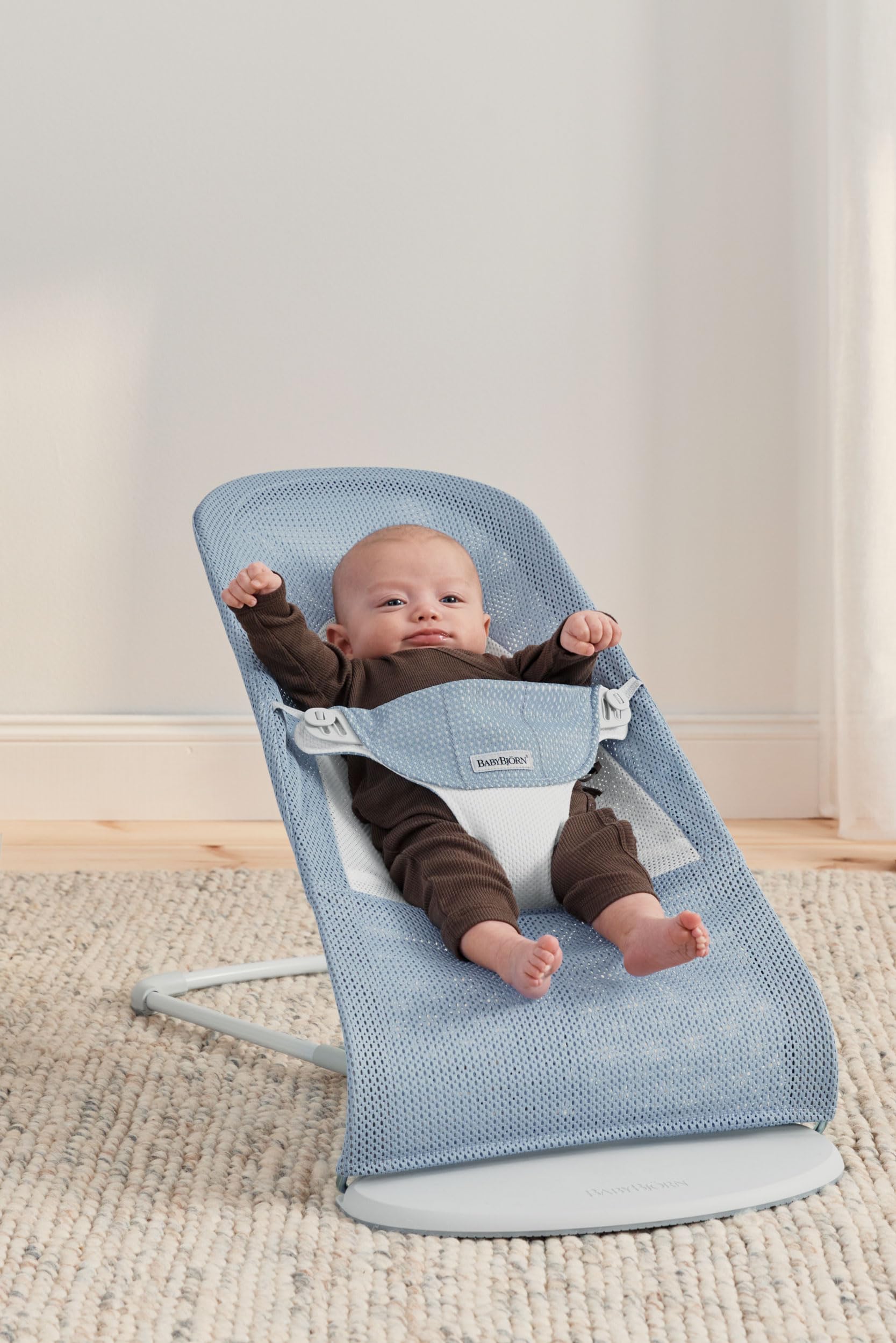 BabyBjörn 005143 Bouncer Balance miękki, jasnoszary ramka, siatka, błękitny/biały