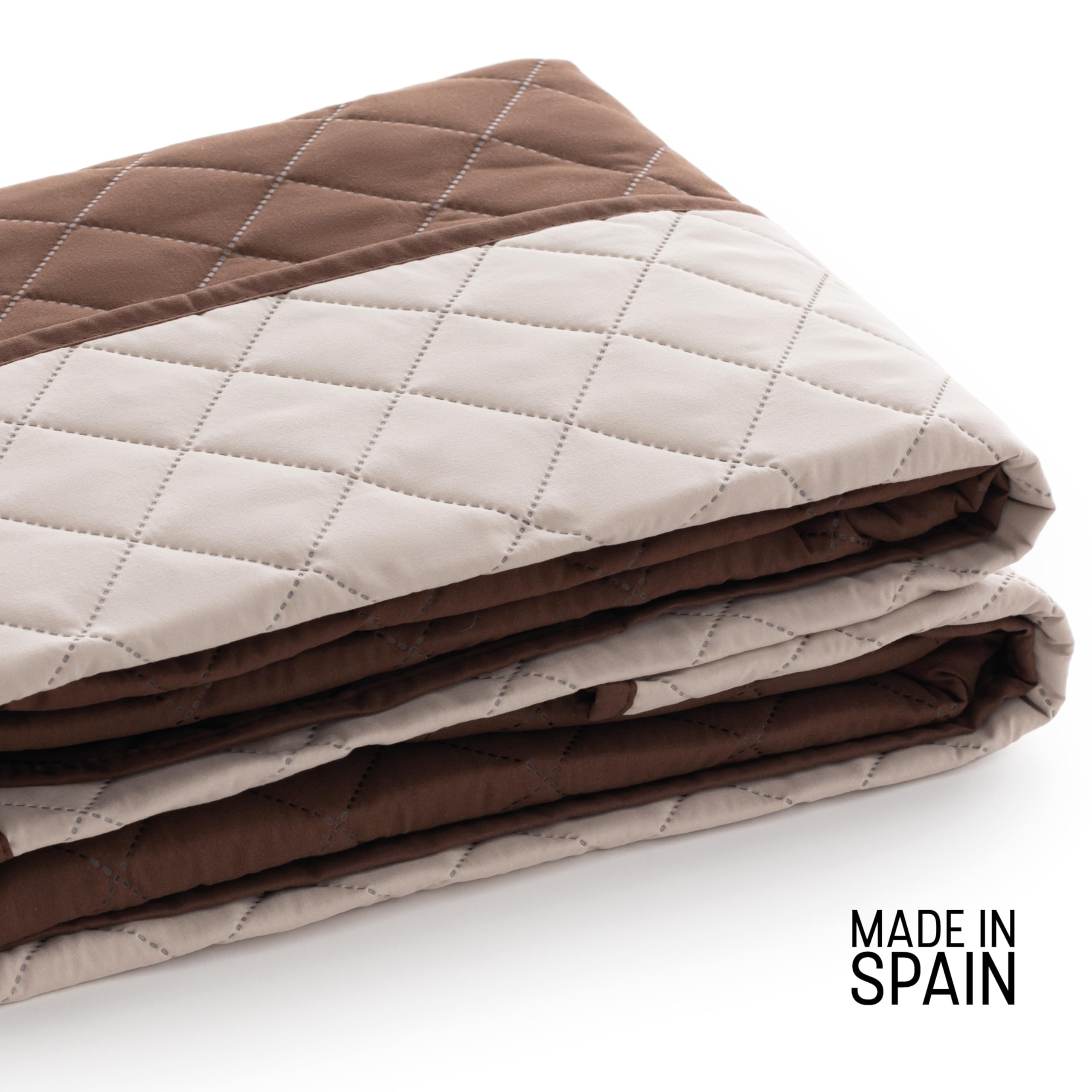 Colcha Boutí Acolchada Reversible Due para Cama 150 (250x270 cm), Marron/Beige, Microfibra Suave con Relleno Equilibrado, Ligera, Ideal para Primavera y Verano, Fabricada en España