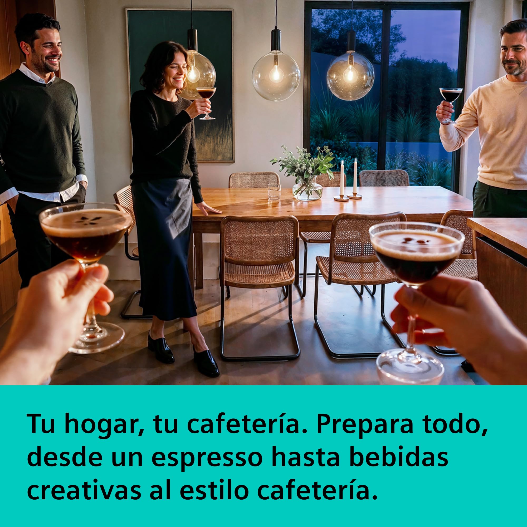 SIEMENS, cafetera superautomática, EQ900 iAroma, sabores personalizados, molienda precisa, pantalla grande para uso intuitivo, cafés personalizados, acero inoxidable, TQ923E03