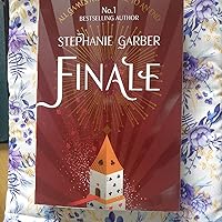 Finale: A Caraval Novel (English Edition) eBook : Garber, Stephanie: Amazon.it: Libri