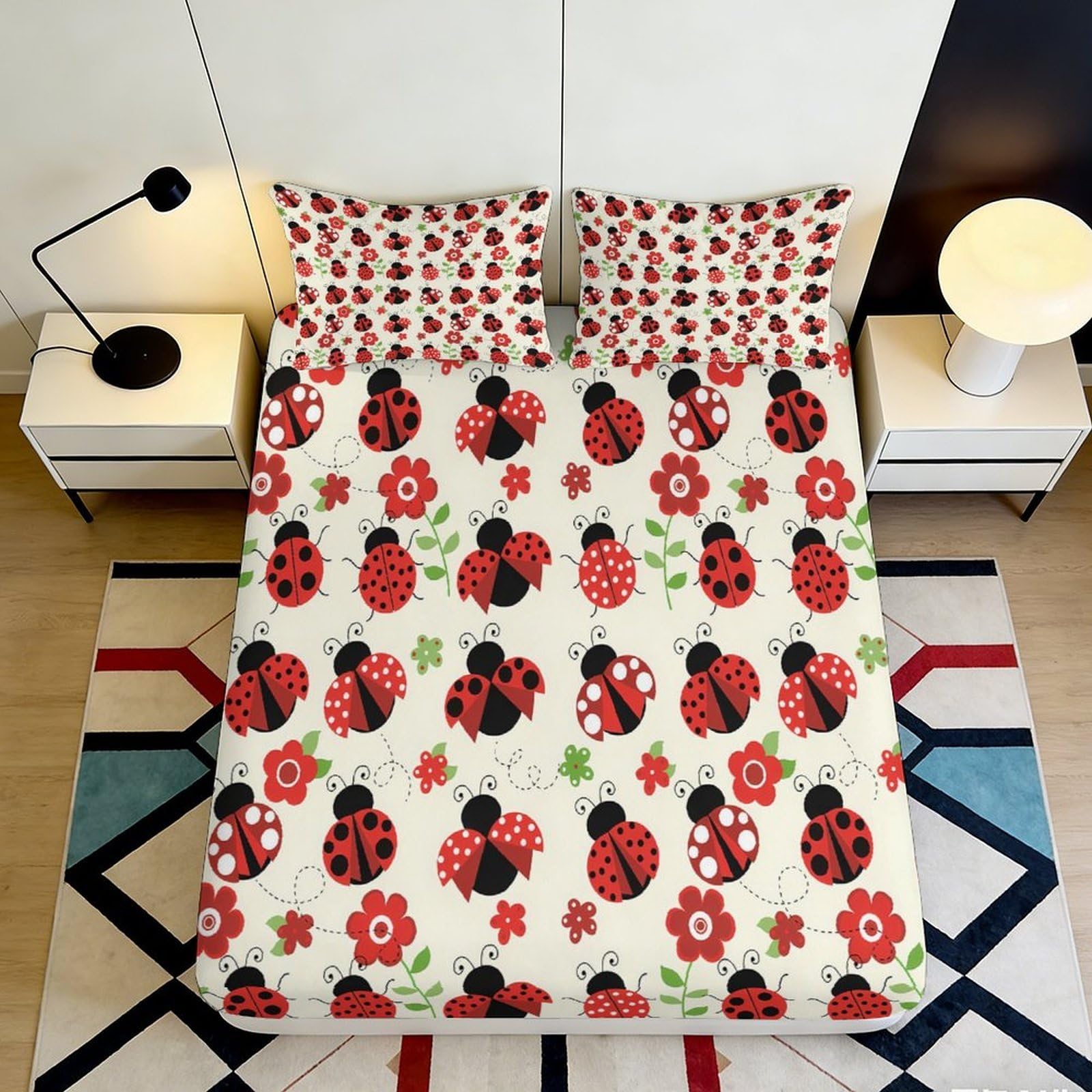 3D Printed Ladybug Floral Fitted Sheet Microfiber Soft Anti-Slip Bed Sheet for Bedroom Guest Room Decor 120x200x25cm