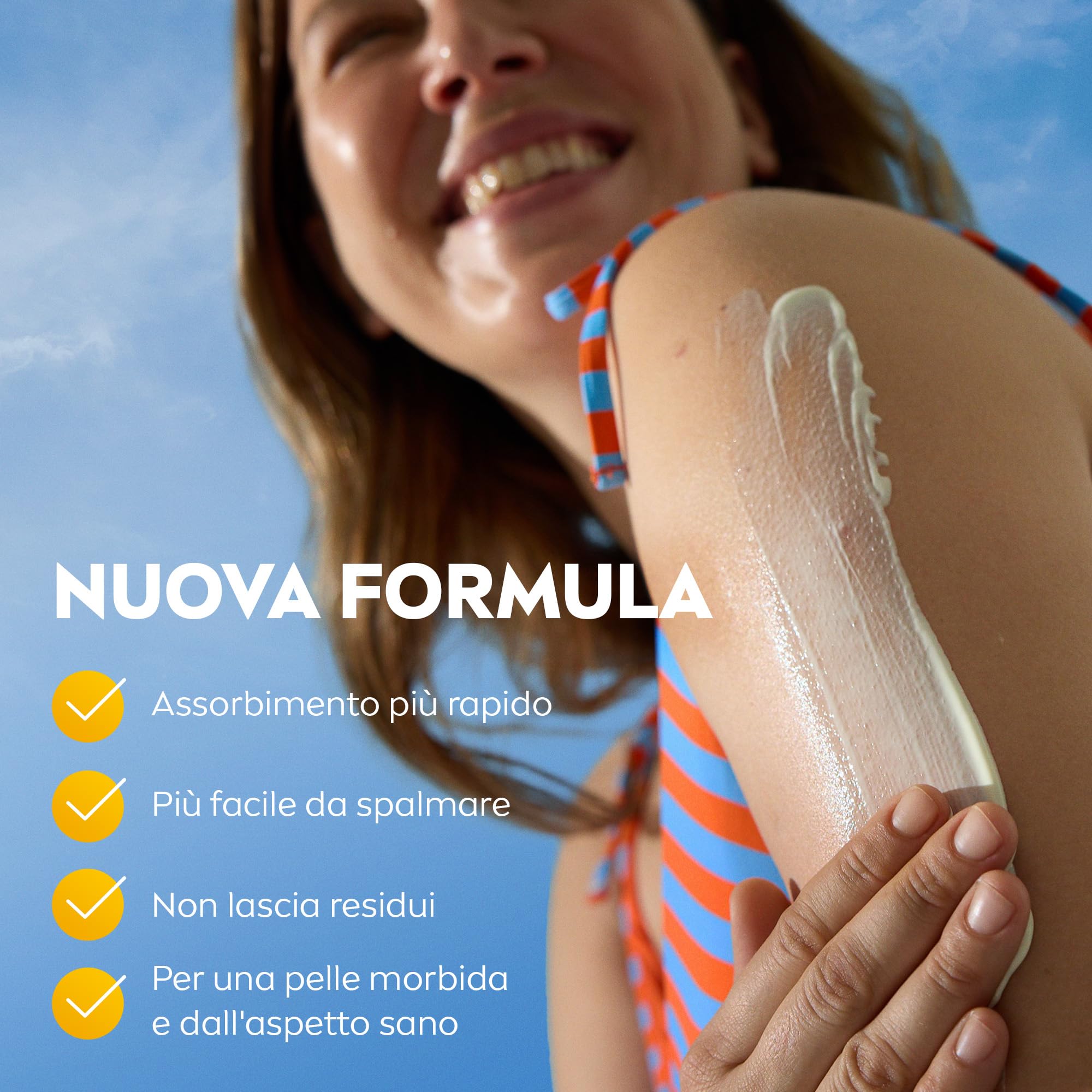 NIVEA SUN Protect & Hydrate SPF 50+ Formato Viaggio 100 ml, Crema solare 50+ idratante 48h ad assorbimento rapido, Protezione solare 50+ resistente all'acqua con Vitamina C e Acido Ialuronico