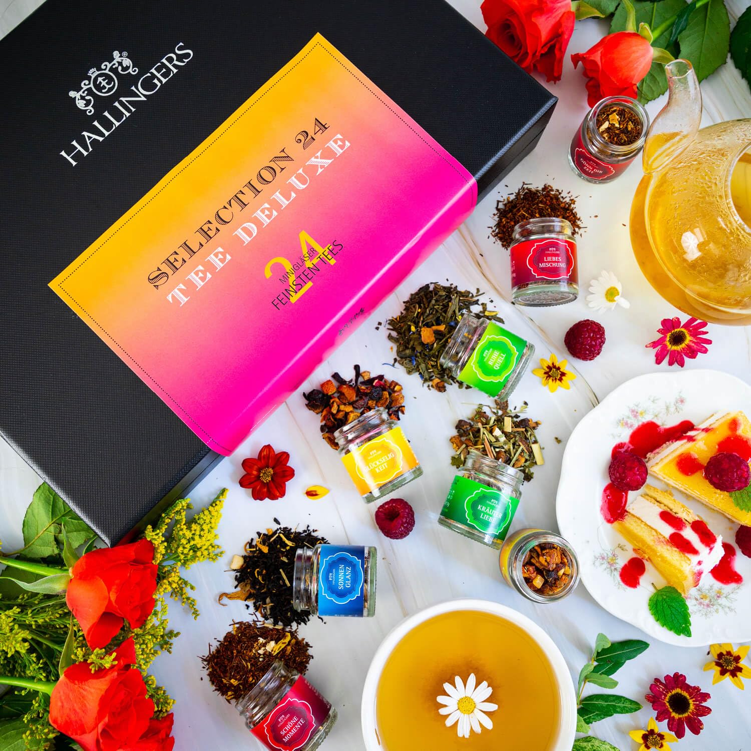 Hallingers Genuss Manufaktur Tee Geschenk-Set - 24 Sorten premium loser Tee Probierset in edler Geschenkbox mit Rezept-Booklet "Tee Deluxe Sele...", Geschenkidee für Frauen Männer