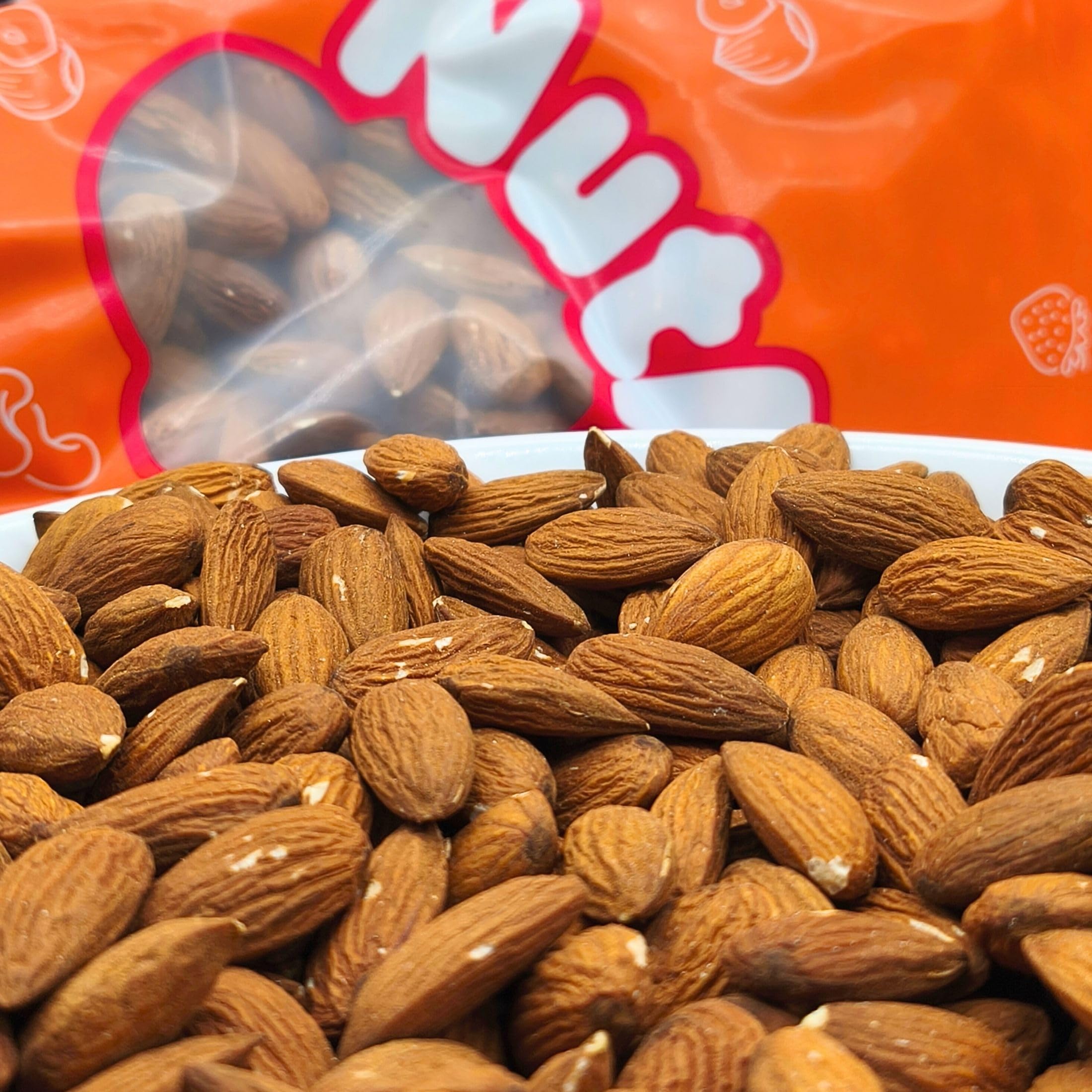 BULK & Tasty. Mandeln Naturbelassen 1kg Ganz, Natural. Kein Salzzusatz, Nicht Geröstet. Almond Kernels - Pure, Natural, Premium Selection Whole Nuts Großpackung Für Nussmischung/Nussmix