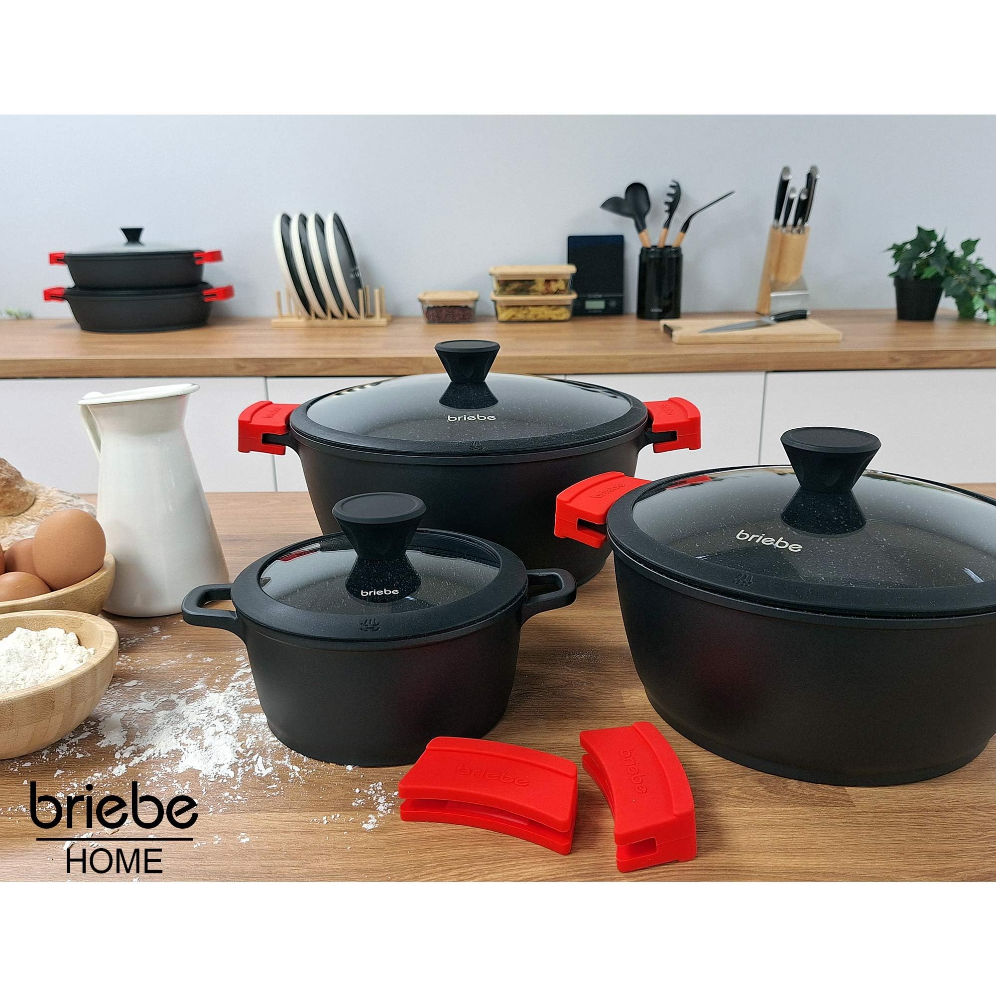 briebe Black Titanium zestaw 8 nieprzywierających tytanowych naczyń kuchennych, zestaw 4 garnków z odlewu aluminiowego, bez PFOA, zestaw garnków i pokrywek, szklane, zdejmowane silikonowe uchwyty